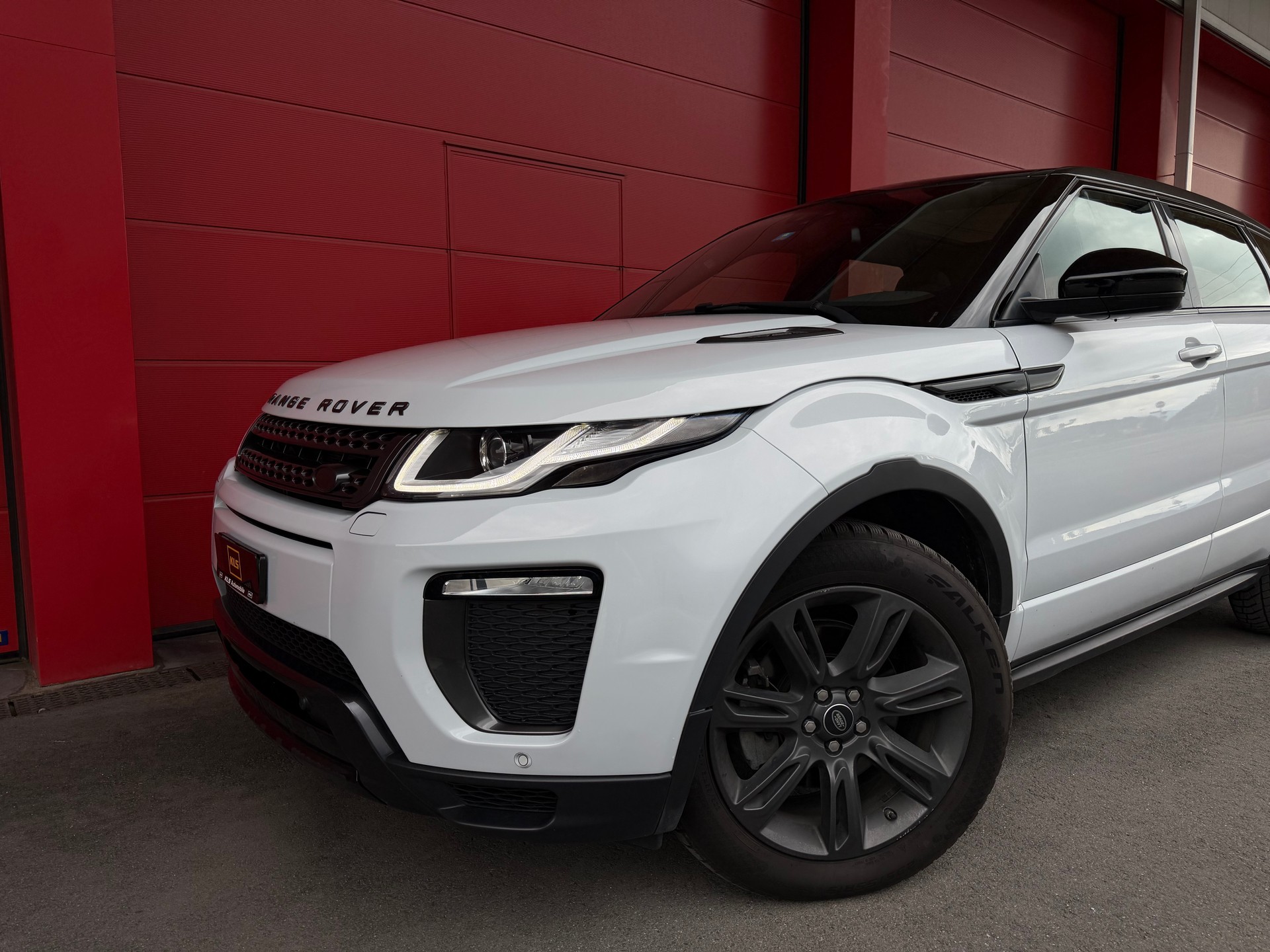 LAND ROVER Range Rover Evoque 2.0 TD4 SE AT9 *CH-Fahrzeug*-image-4
