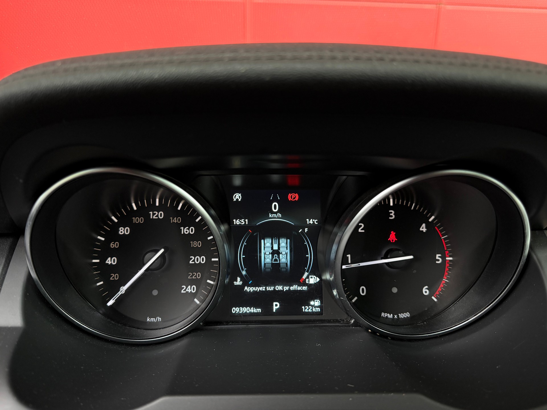 LAND ROVER Range Rover Evoque 2.0 TD4 SE AT9 *CH-Fahrzeug*-image-8