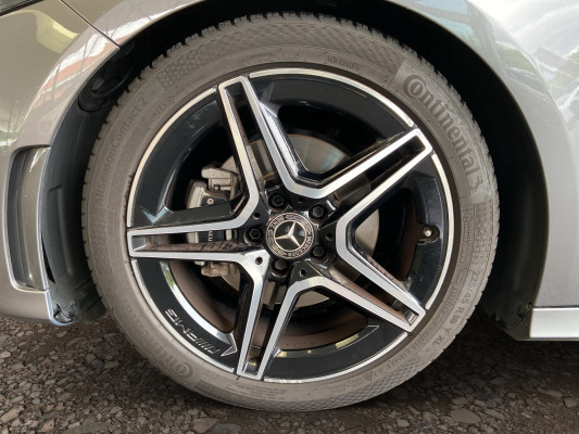 MERCEDES-BENZ A 200 AMG Line-image-7