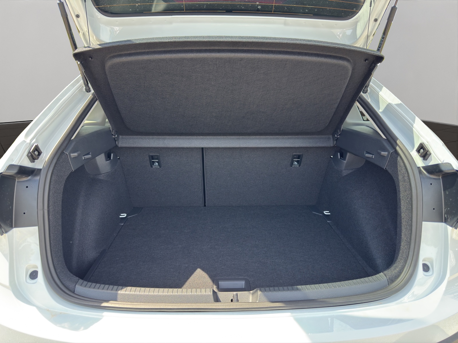 VW Taigo 1.0 TSI Life United DSG-image-5