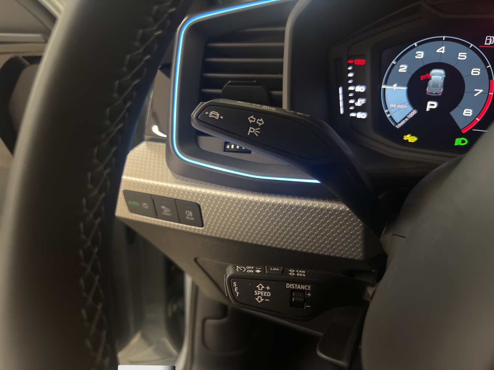 AUDI A1 Sportback 30 TFSI S-tronic-image-14