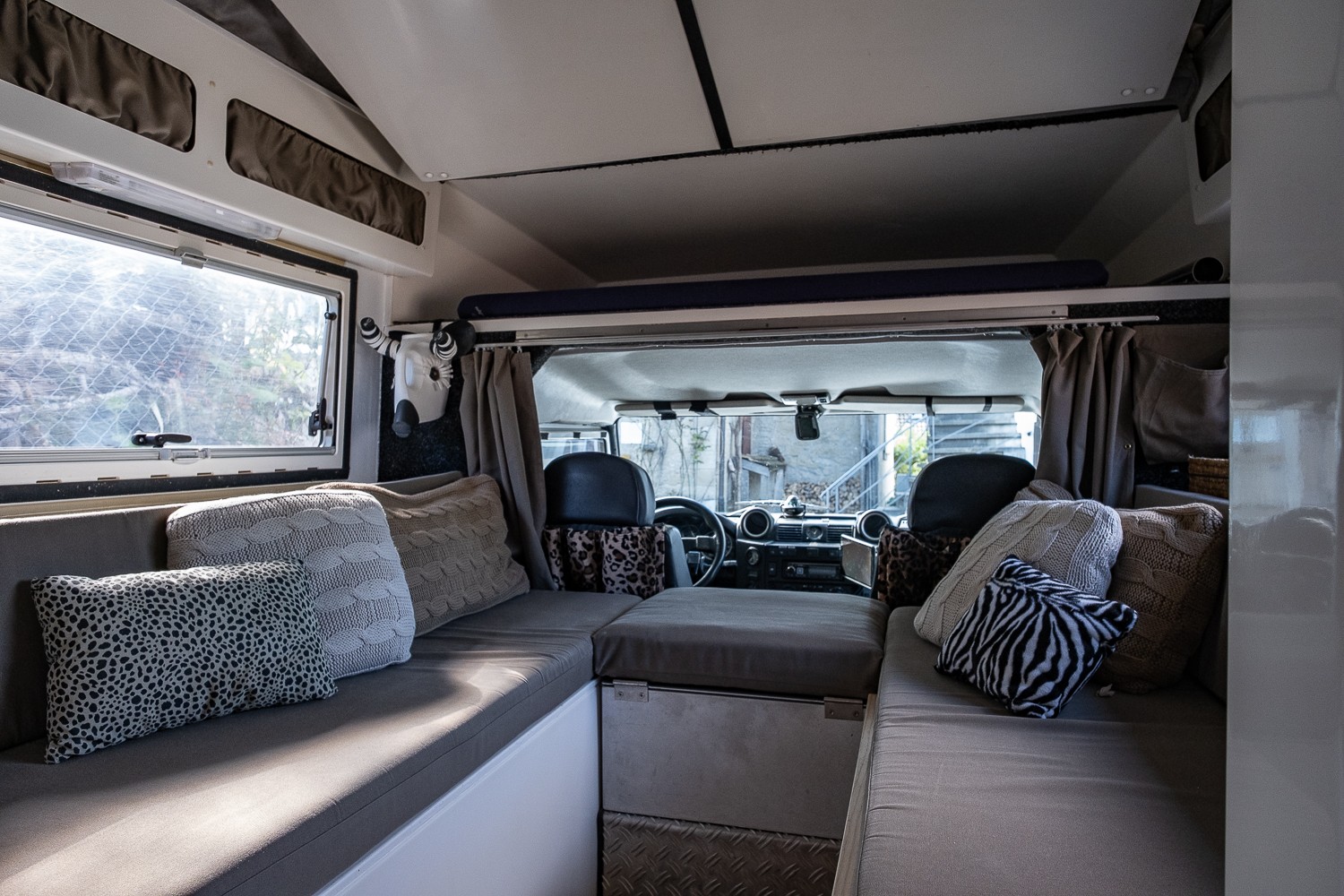 LAND ROVER Azalai Kabine-image-6