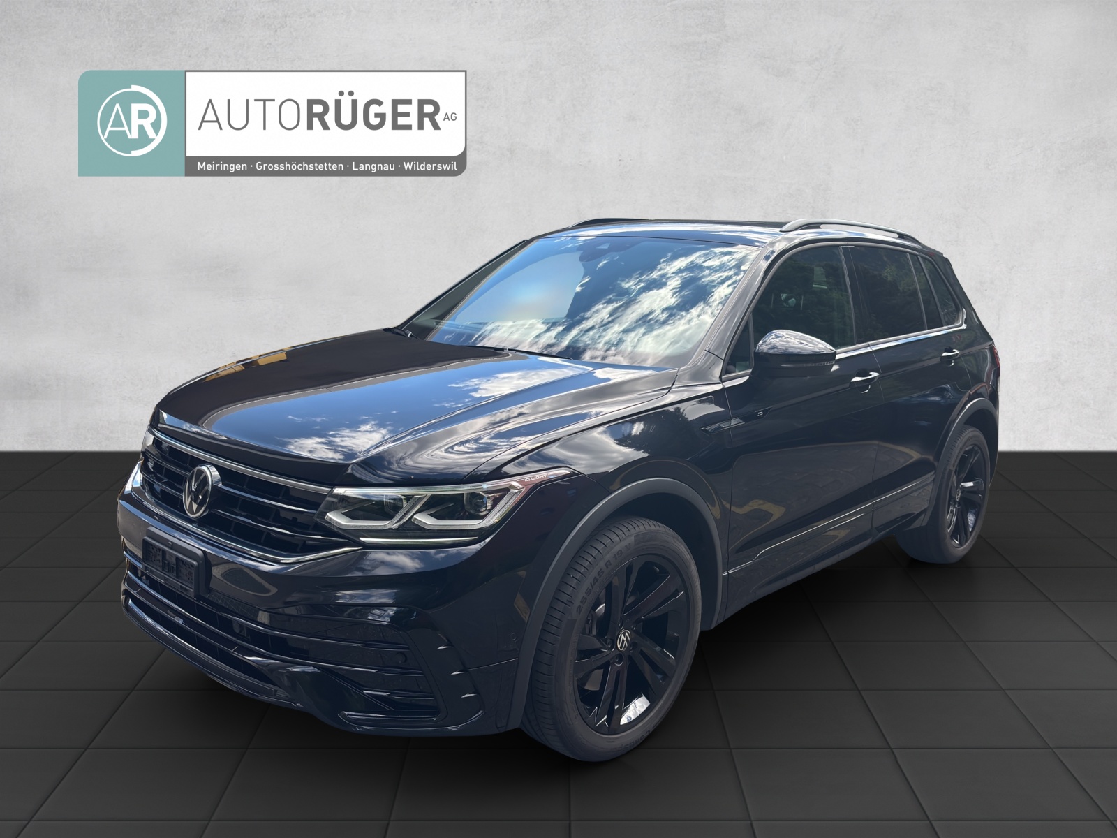 VW Tiguan 2.0 TDI SCR Selection 4Motion DSG-image-0