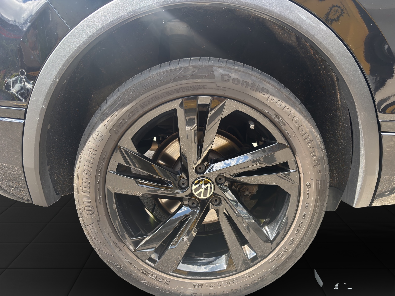 VW Tiguan 2.0 TDI SCR Selection 4Motion DSG-image-14