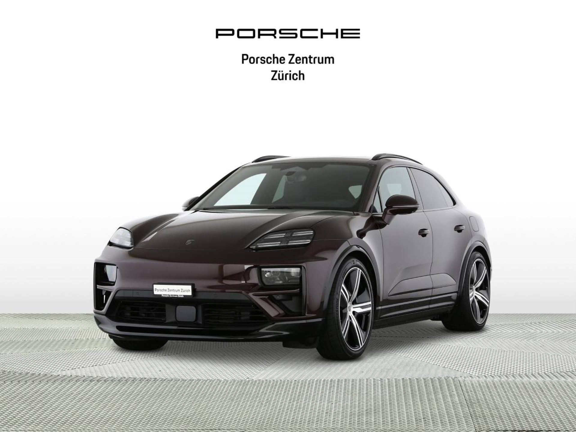 PORSCHE Macan Turbo-image-0