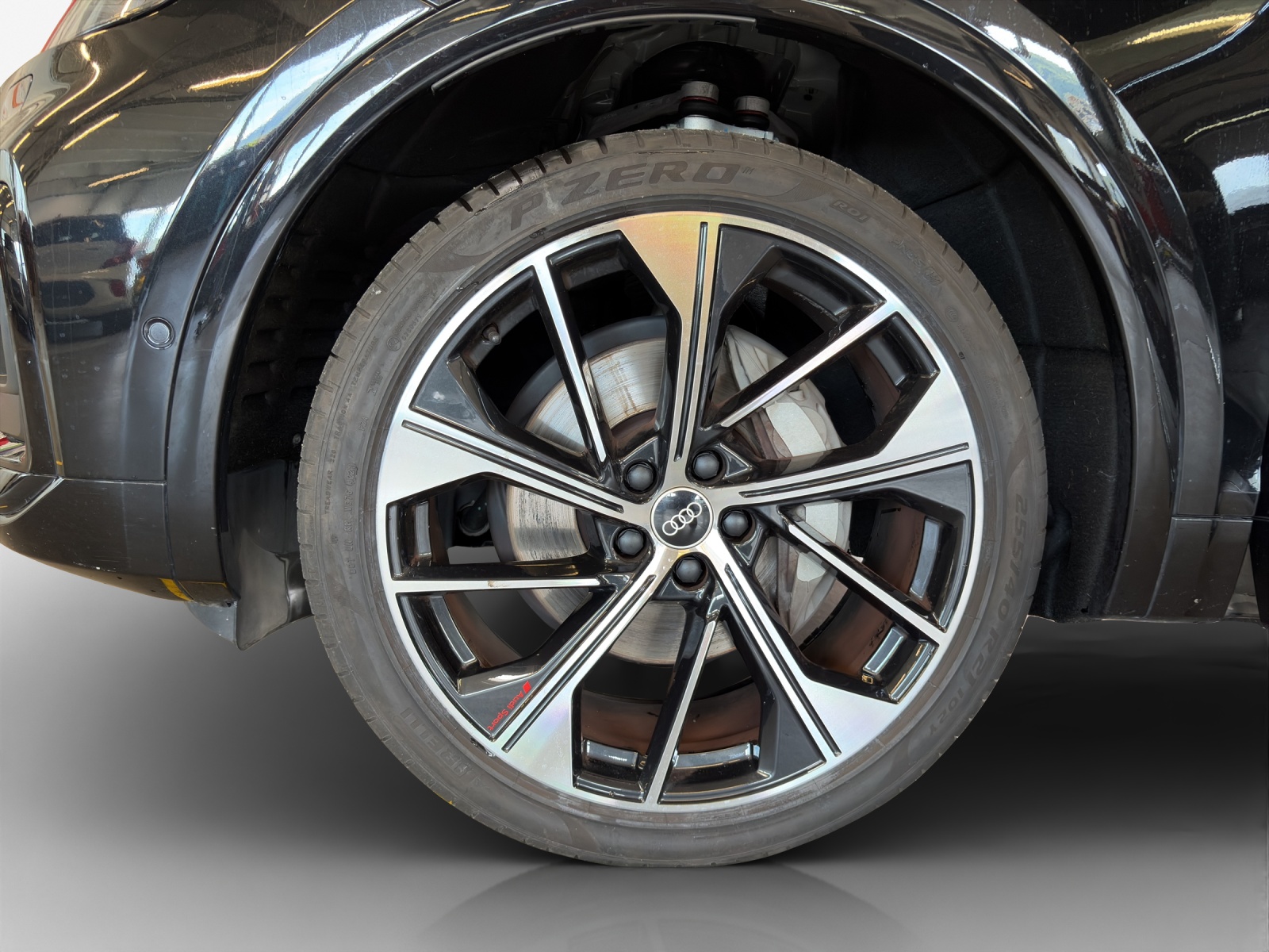 AUDI Q5 Sportback 55 TFSI e PHEV S line quattro S-tronic-image-15