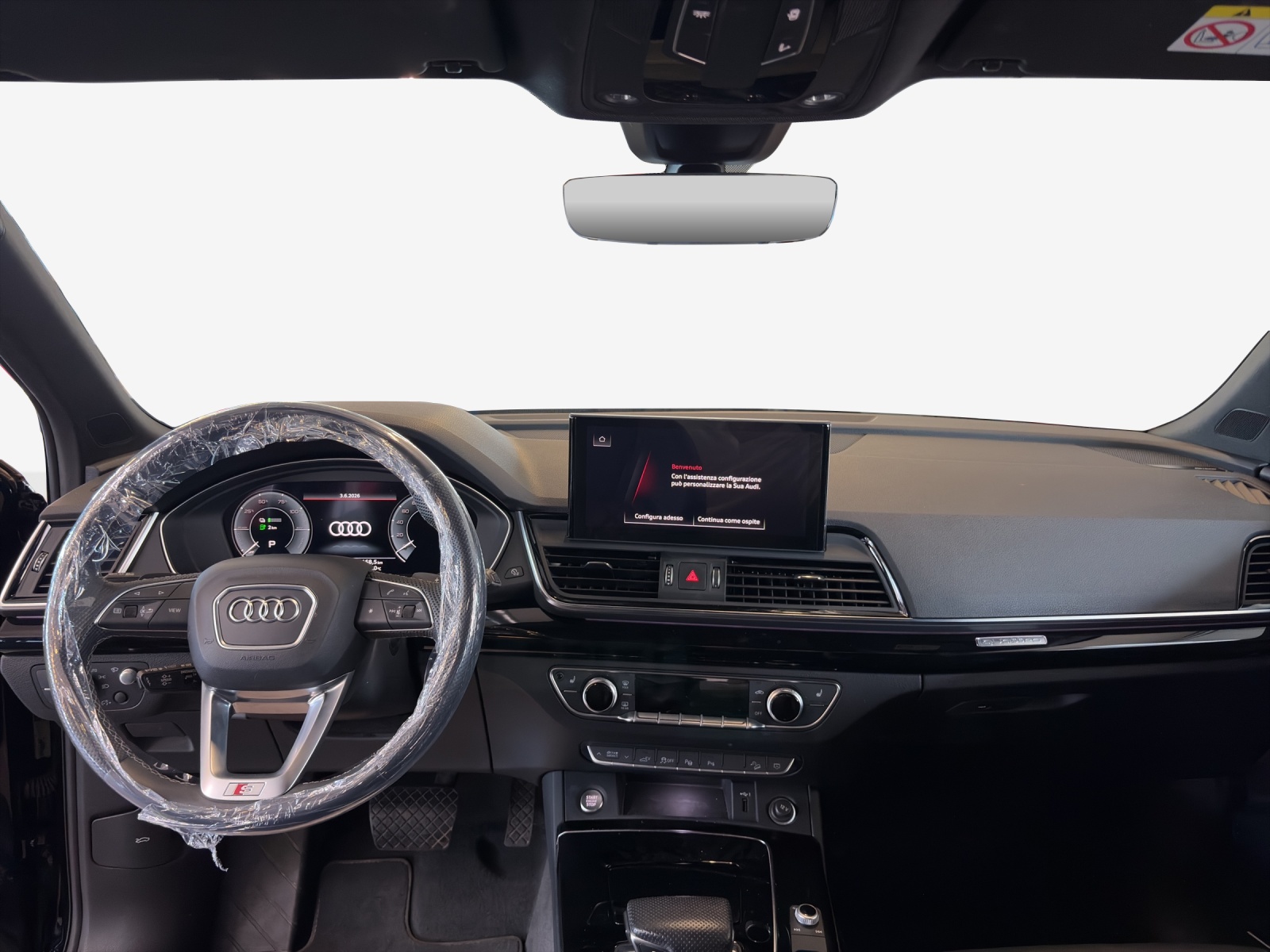 AUDI Q5 Sportback 55 TFSI e PHEV S line quattro S-tronic-image-8