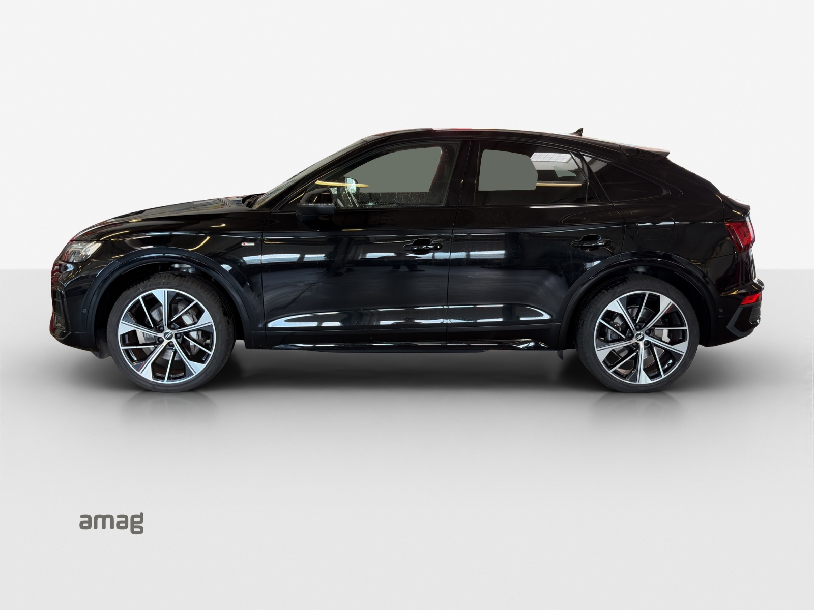 AUDI Q5 Sportback 55 TFSI e PHEV S line quattro S-tronic-image-1