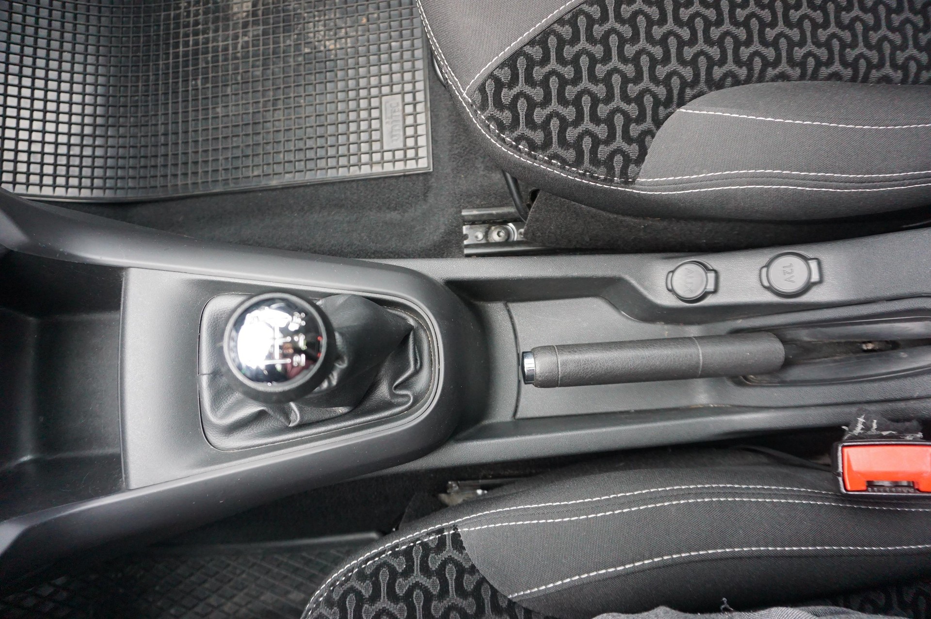 CITROEN C3 1.4 VTi Chic-image-14
