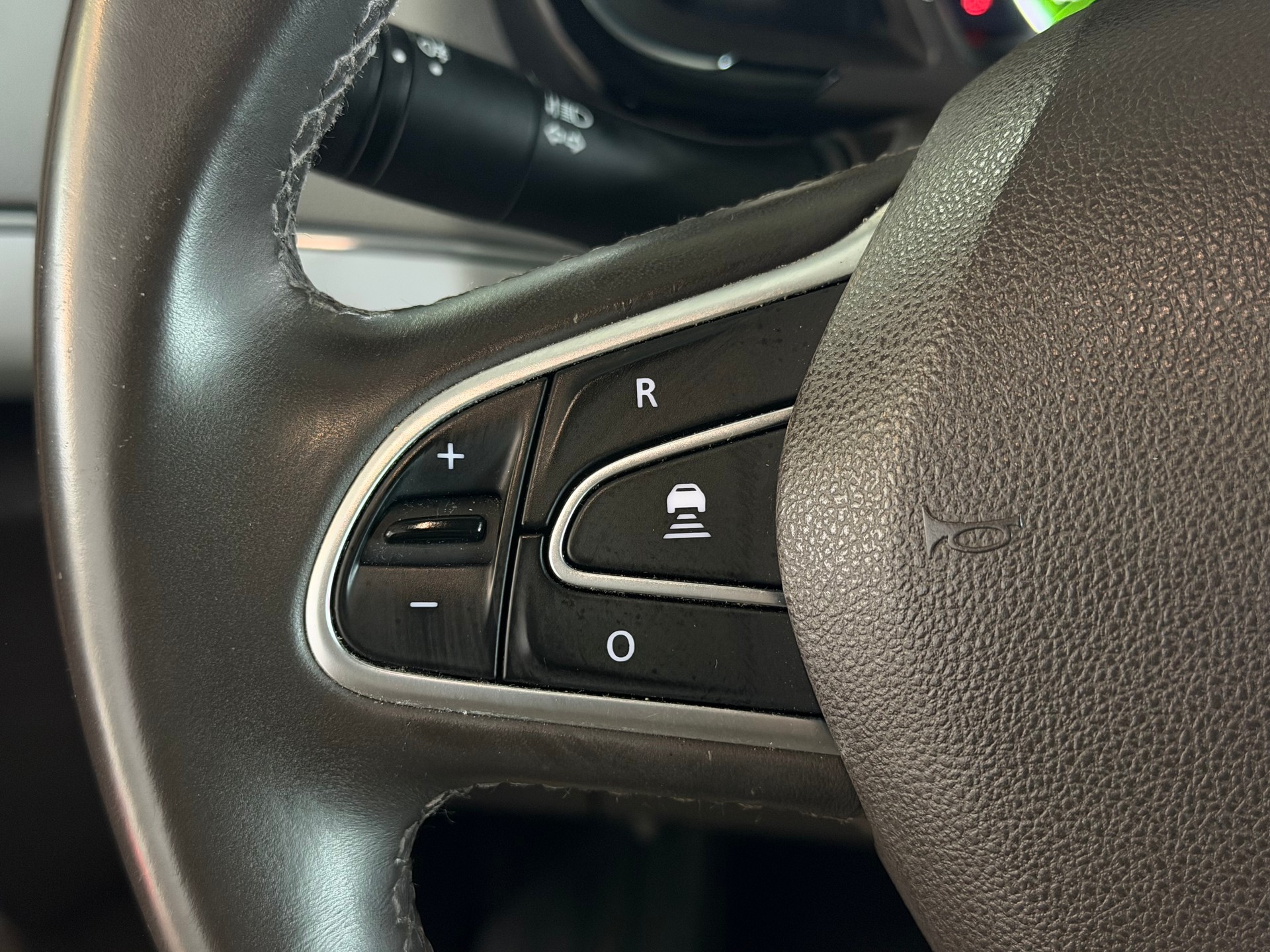 RENAULT Espace 1.6 dCi Intens EDC | Ab MFK 01.2026 | 7-Plätzer | Ab Service-image-17