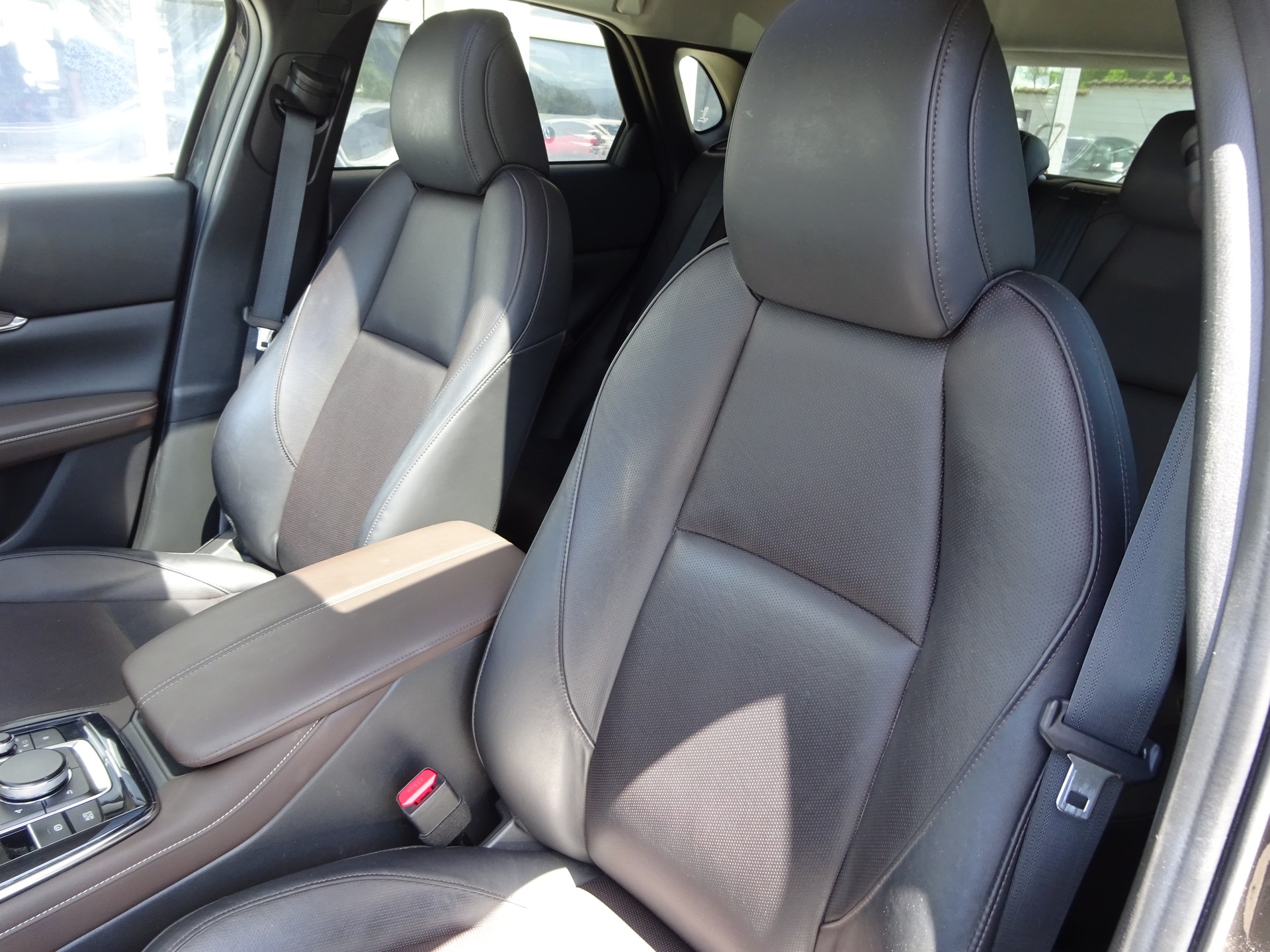 MAZDA CX-30 SKYACTIV-X M Hybrid 180 Revolution AWD Automat-image-7