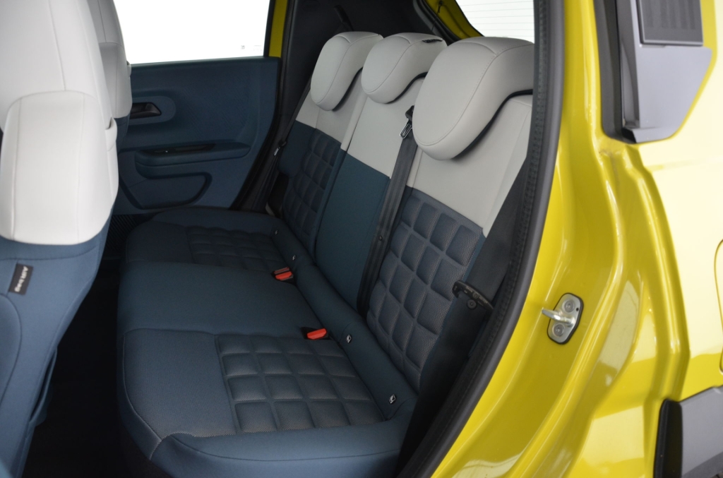 FIAT Grande Panda Elektro La Prima-image-13