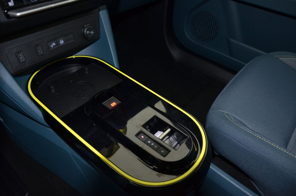 FIAT Grande Panda Elektro La Prima-image-21