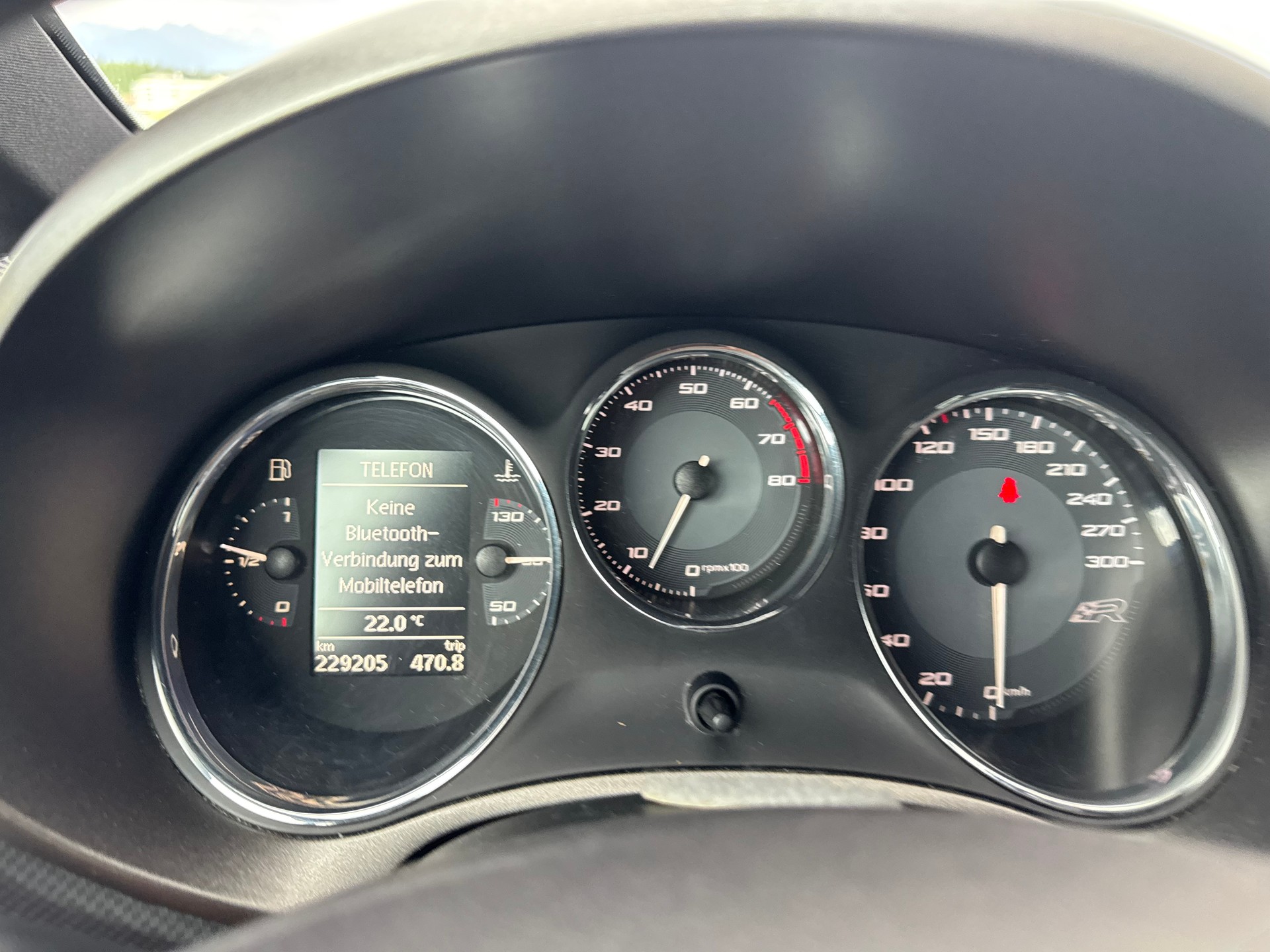 SEAT Leon 2.0 TSI Cupra R Advantage-image-11