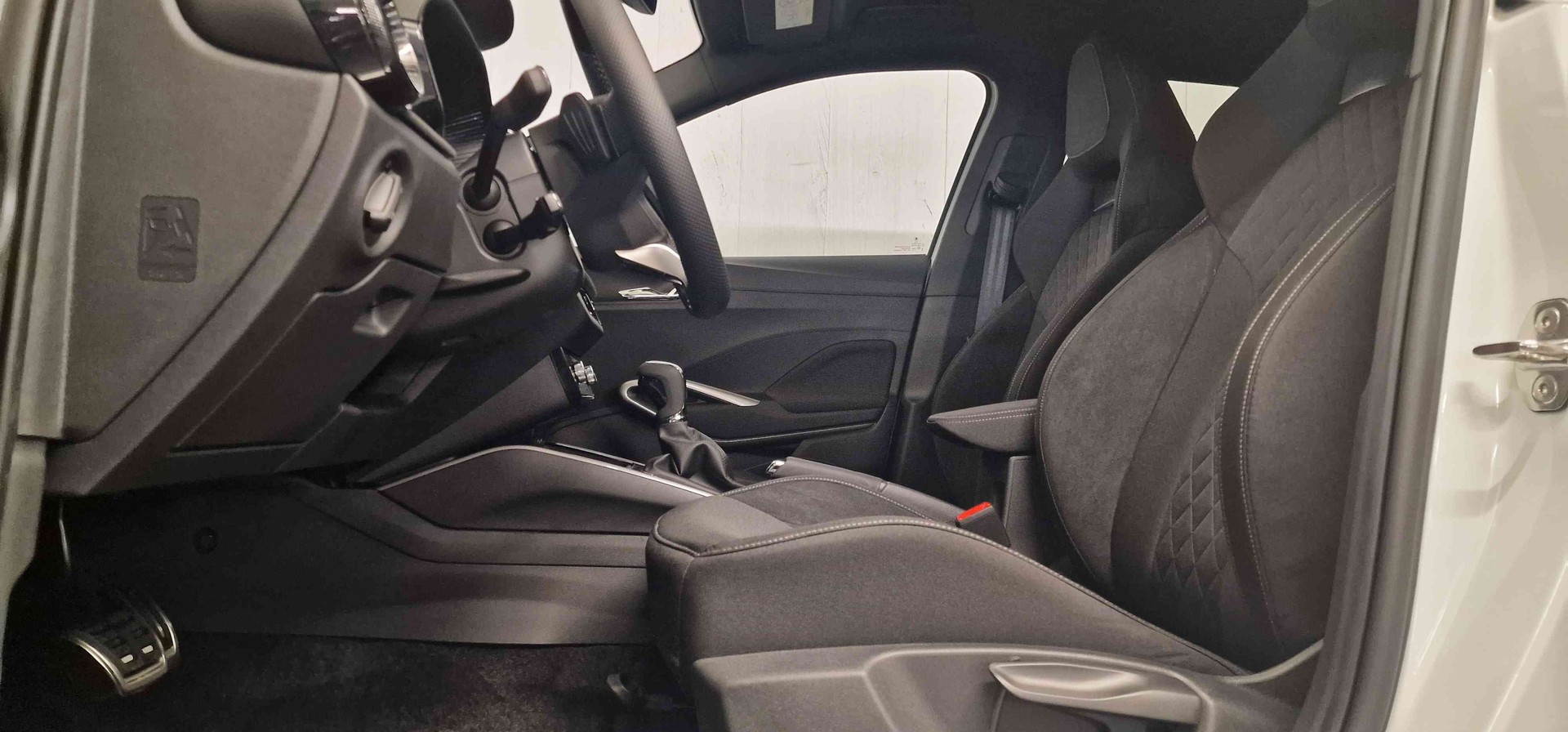 SKODA Fabia 1.0 TSI Dynamic DSG-image-3