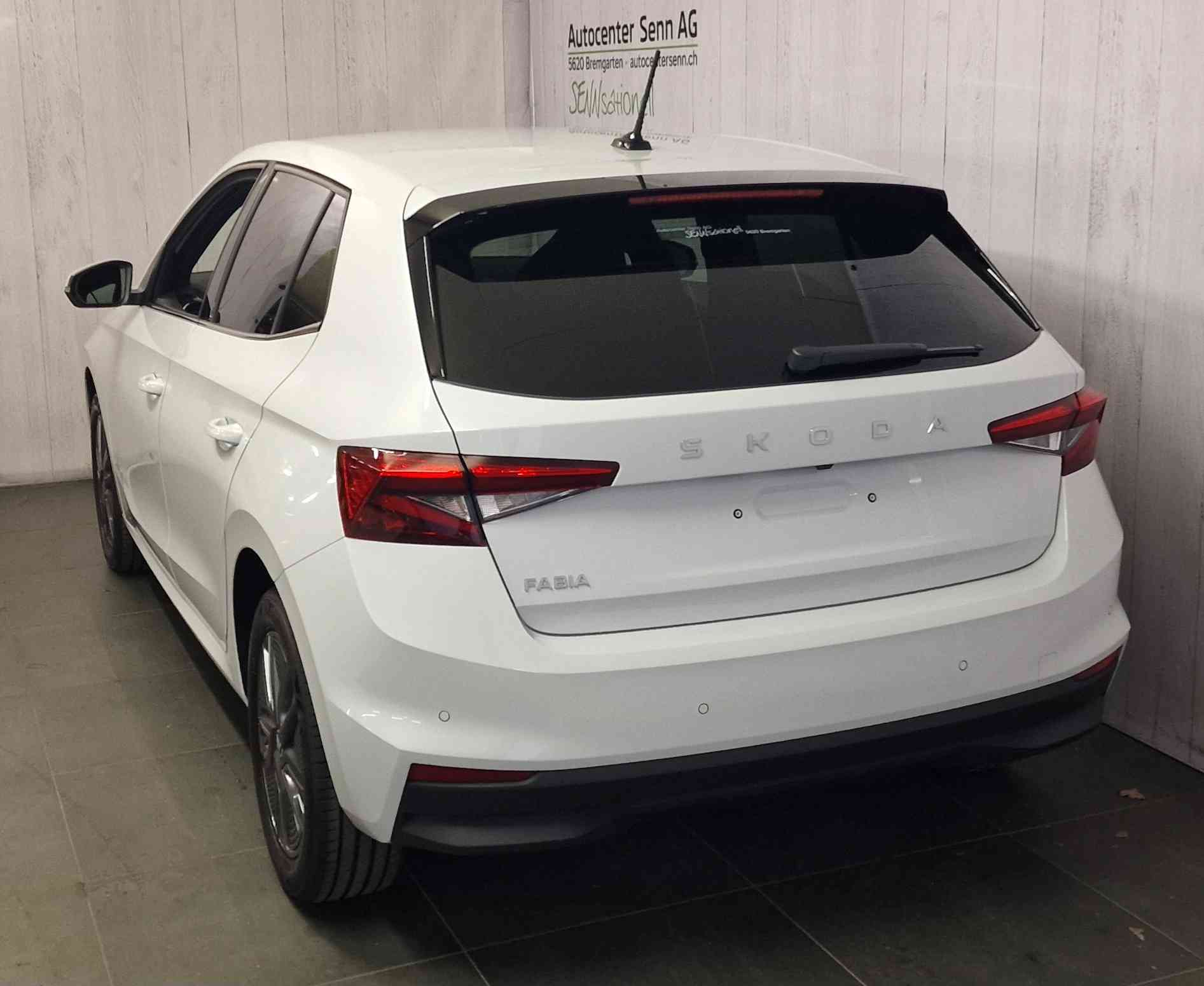 SKODA Fabia 1.0 TSI Dynamic DSG-image-19