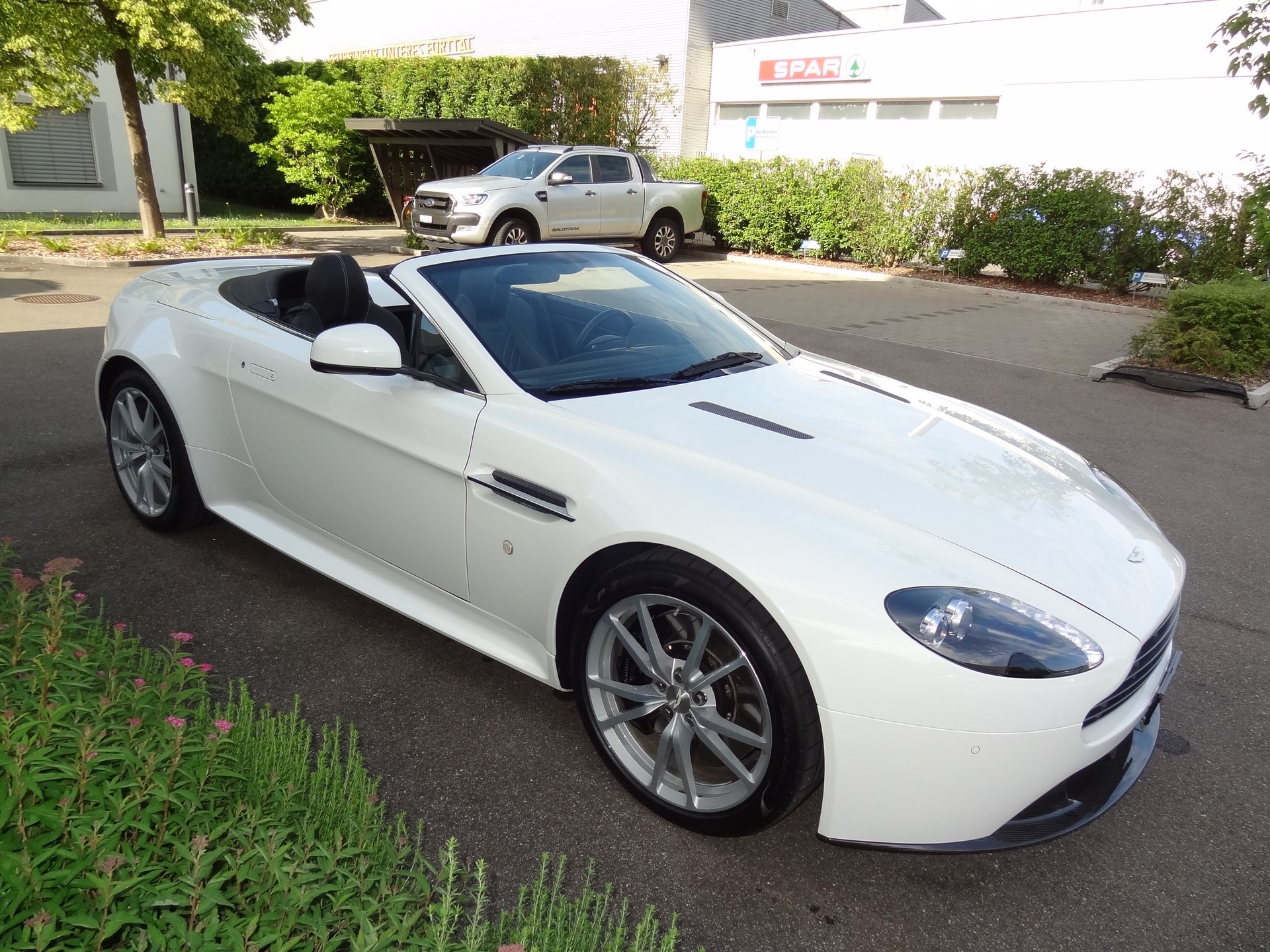 ASTON MARTIN V8 Vantage 4.7 S Sportshift-image-10