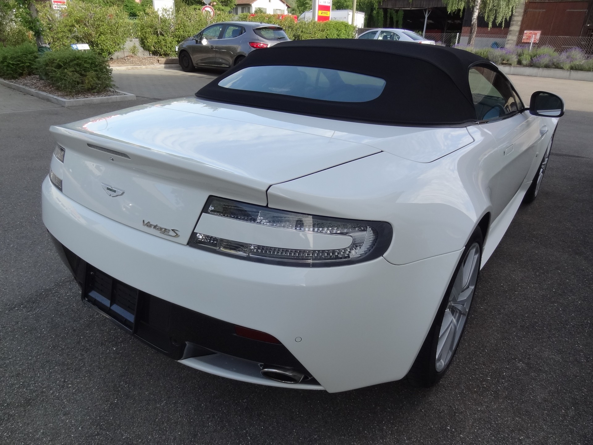 ASTON MARTIN V8 Vantage 4.7 S Sportshift-image-5