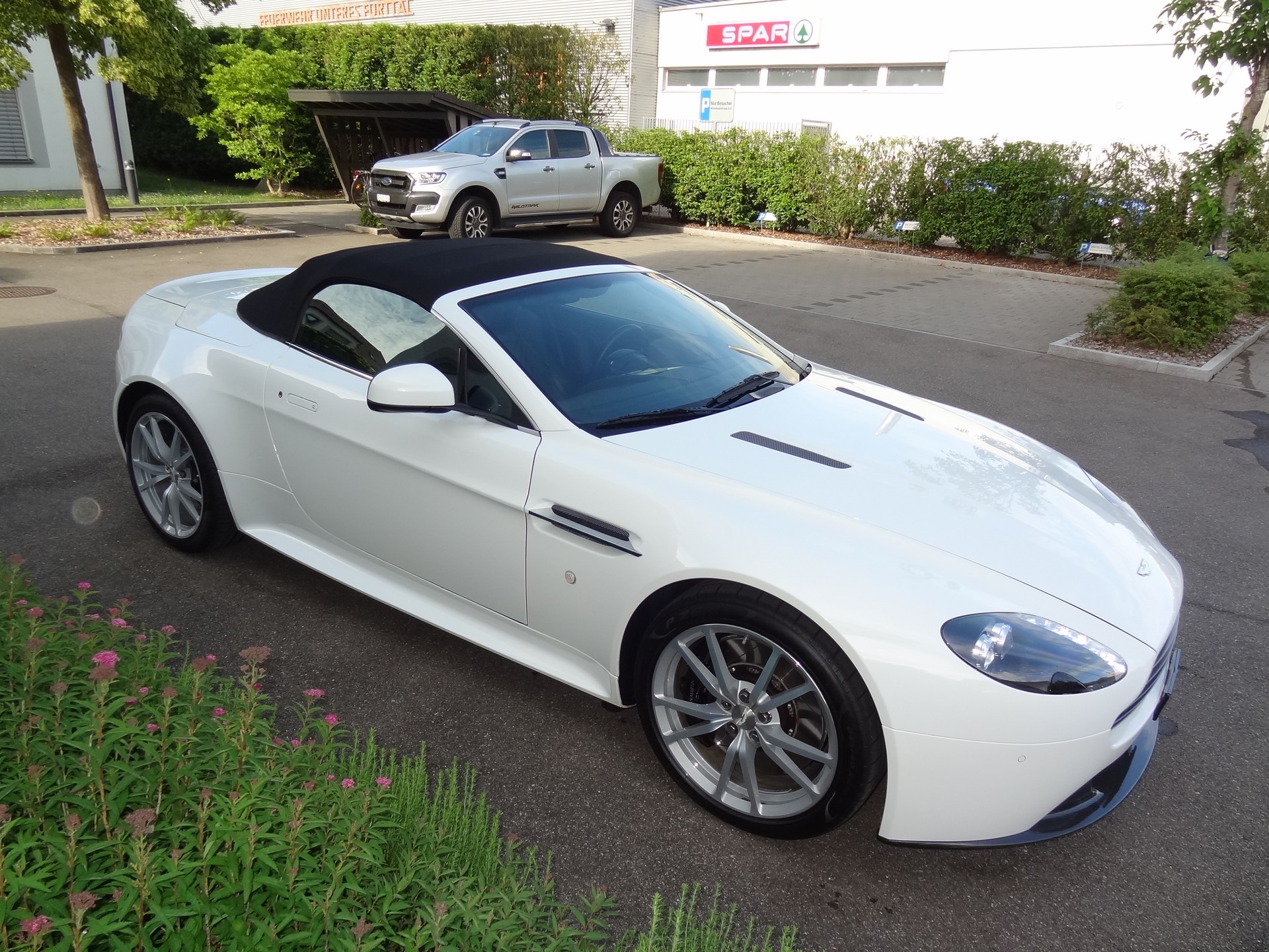 ASTON MARTIN V8 Vantage 4.7 S Sportshift-image-6