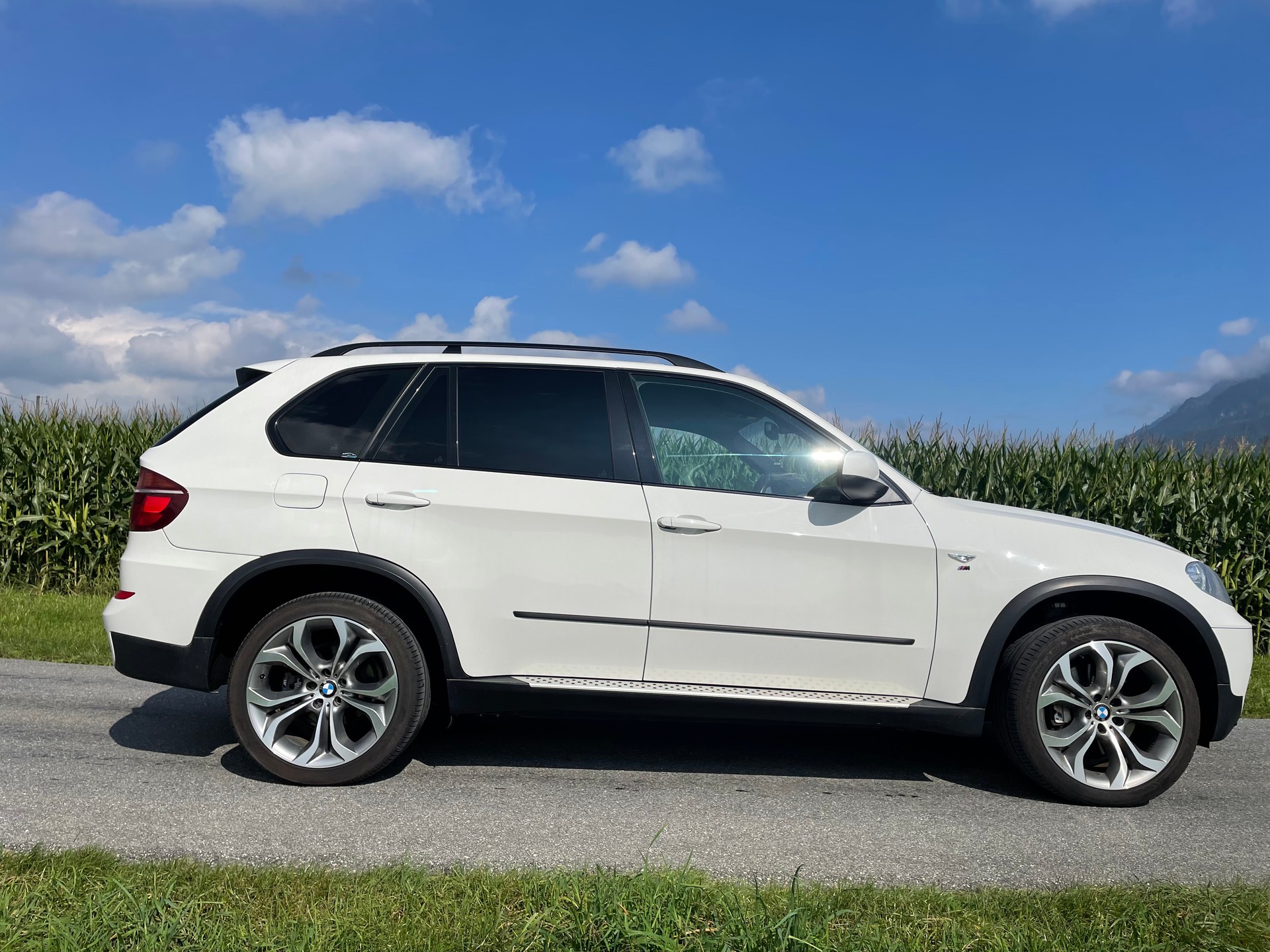 BMW X5 E70-image-6