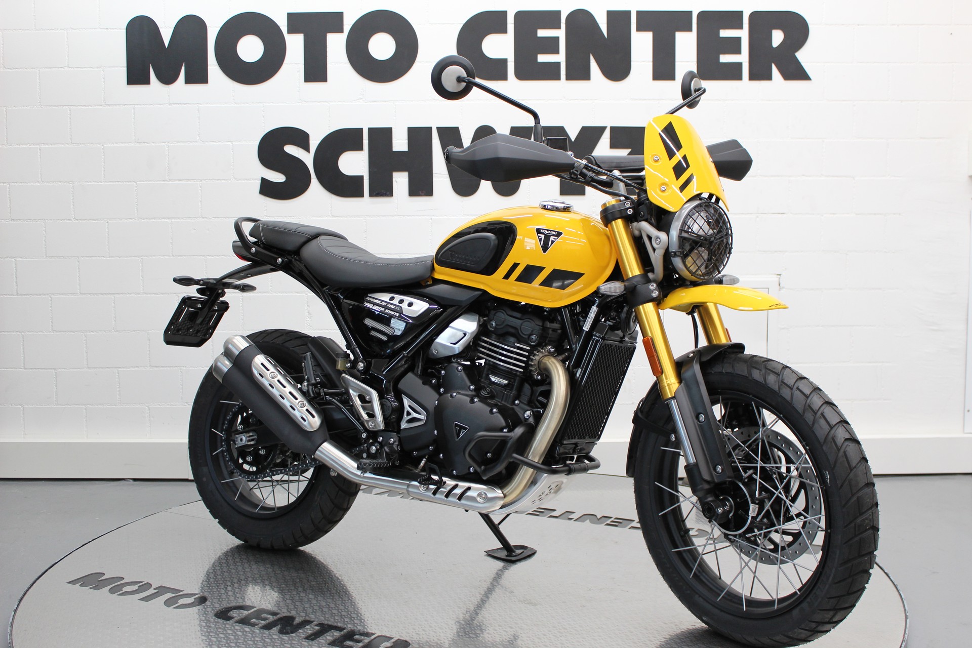 TRIUMPH Scrambler 400 XC-showroom-element-1