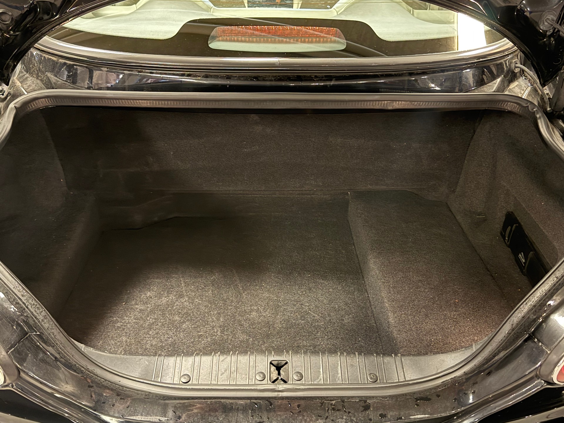 JAGUAR XK8-image-7