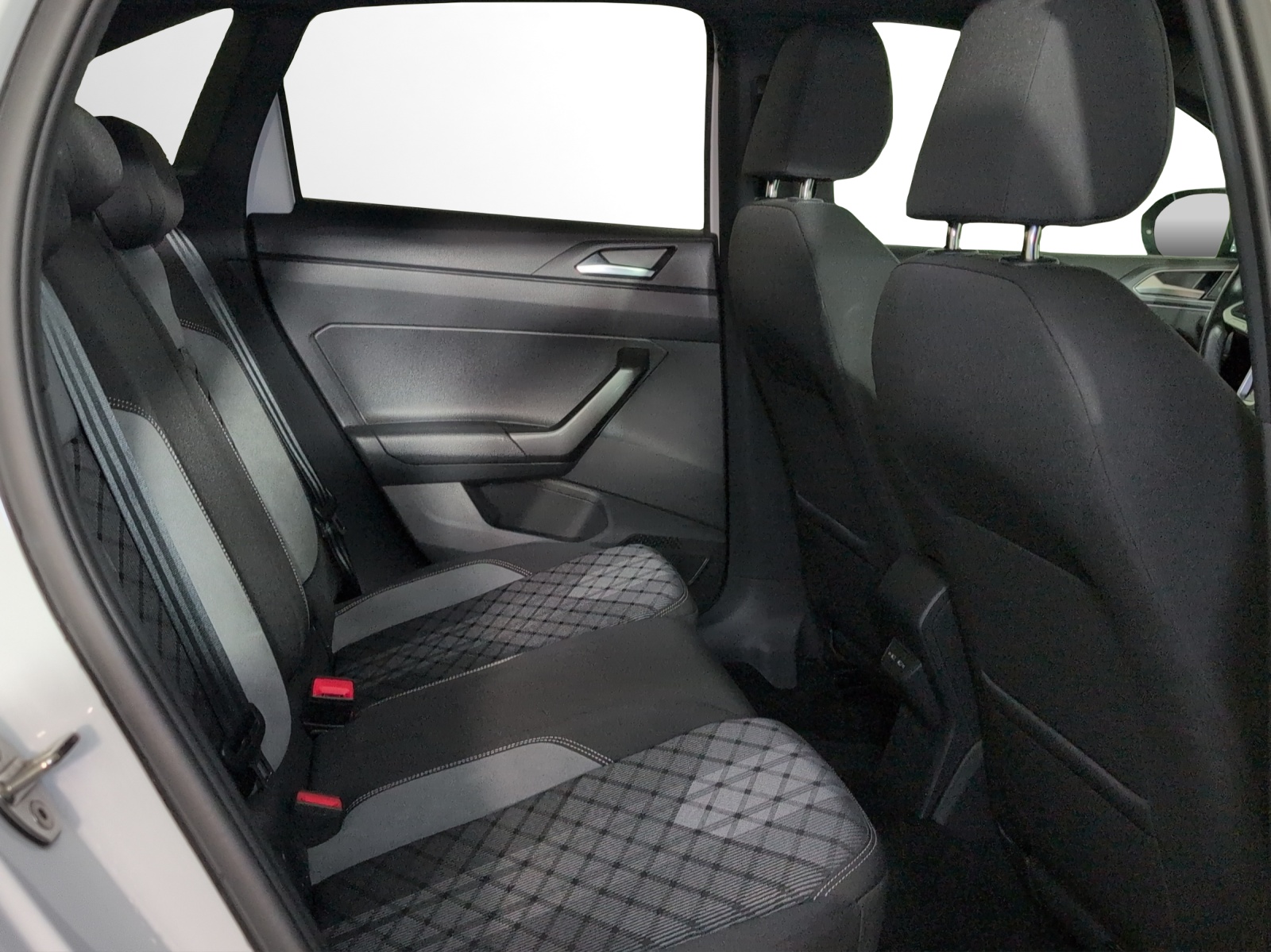 VW Taigo 1.5 TSI R-Line DSG-image-8