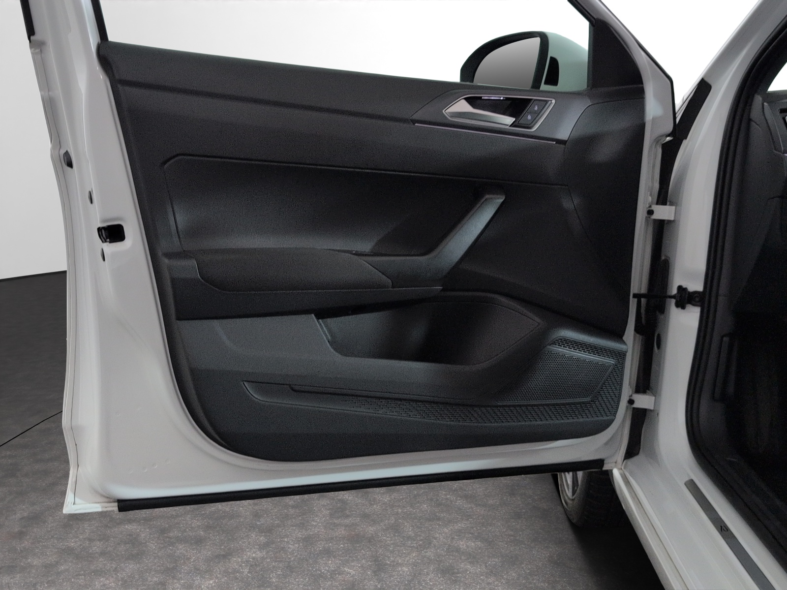 VW Taigo 1.5 TSI R-Line DSG-image-13