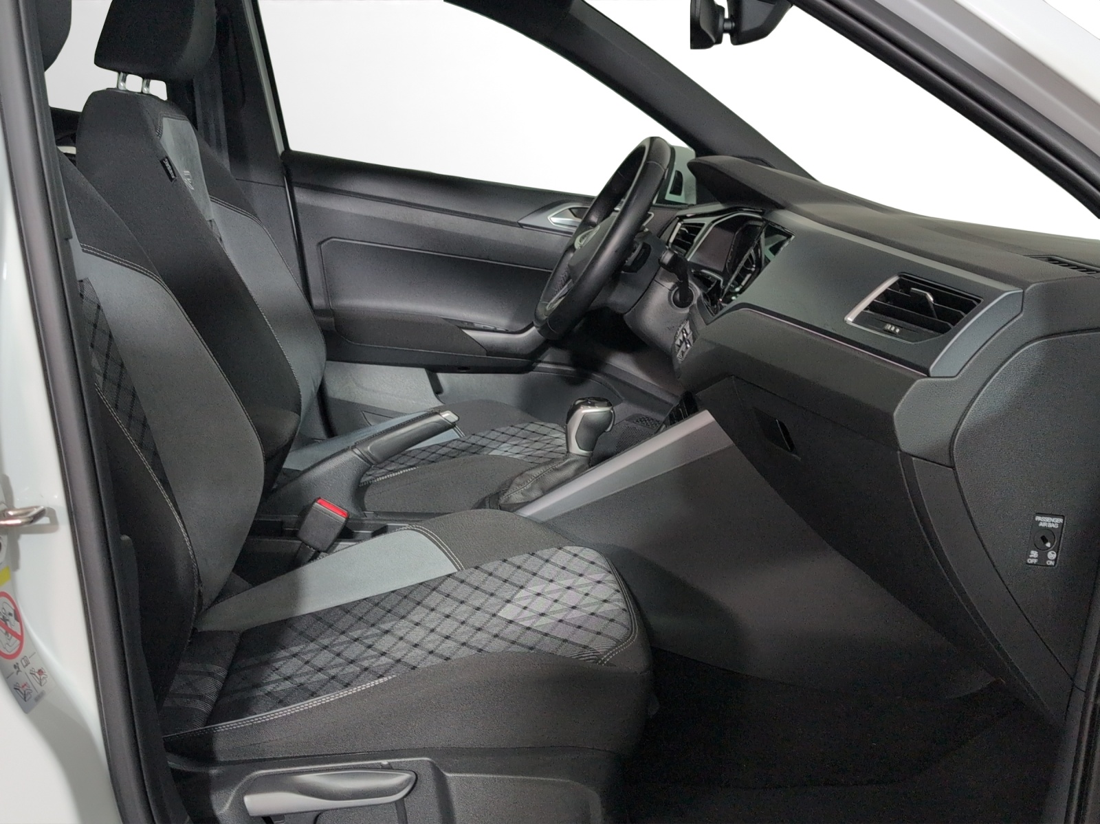 VW Taigo 1.5 TSI R-Line DSG-image-6