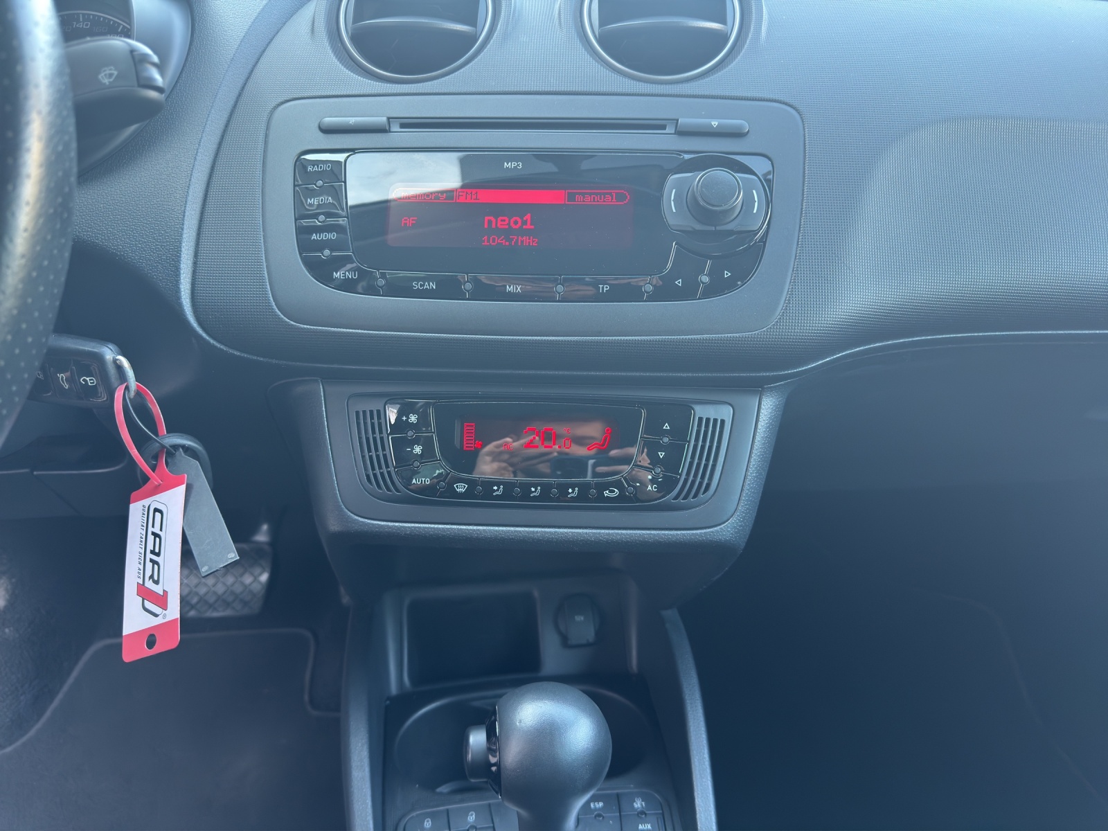 SEAT Ibiza 1.4 TSI FR DSG-image-15