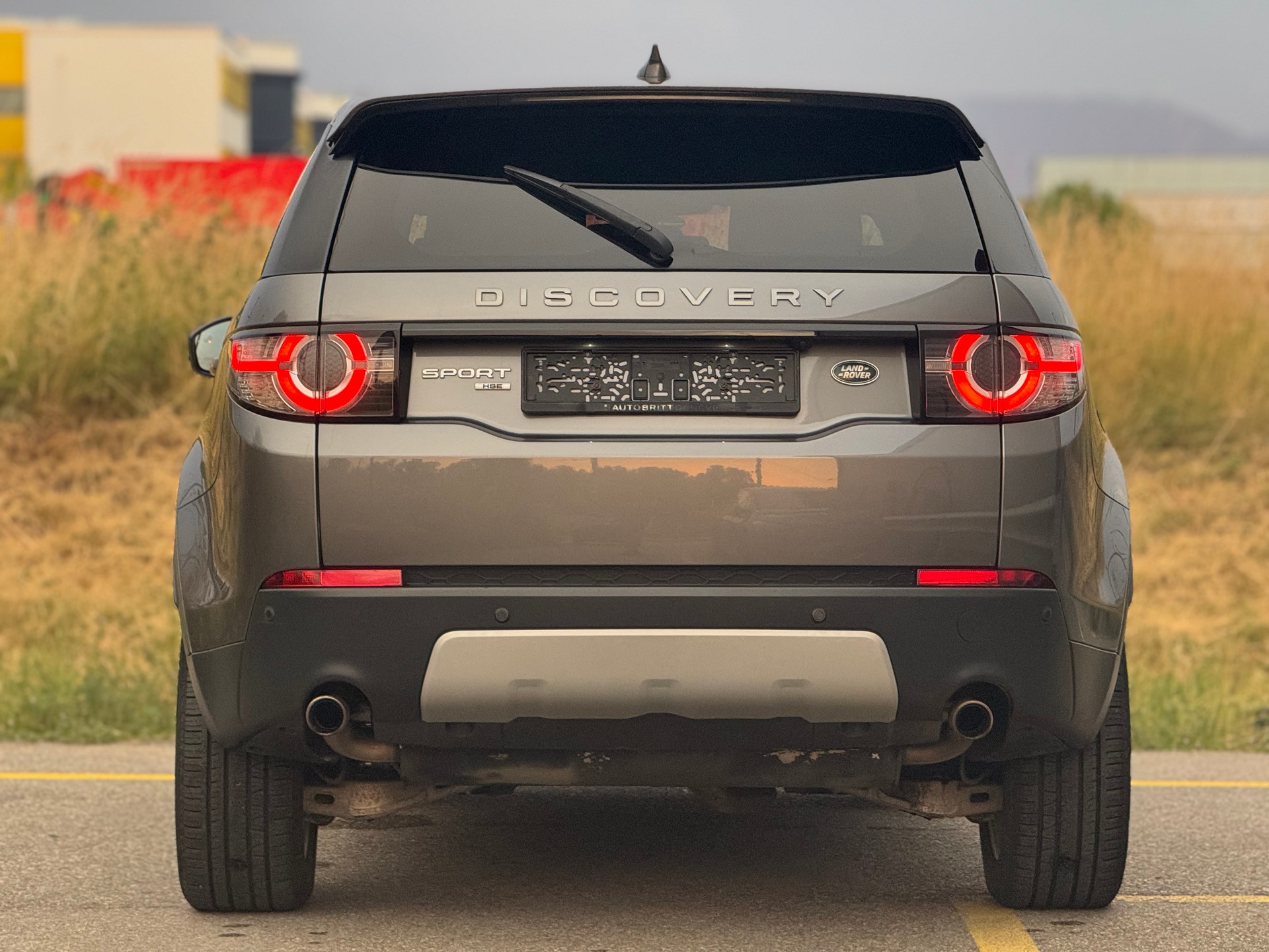 LAND ROVER Discovery Sport 2.0 TD4 HSE AT9-image-4