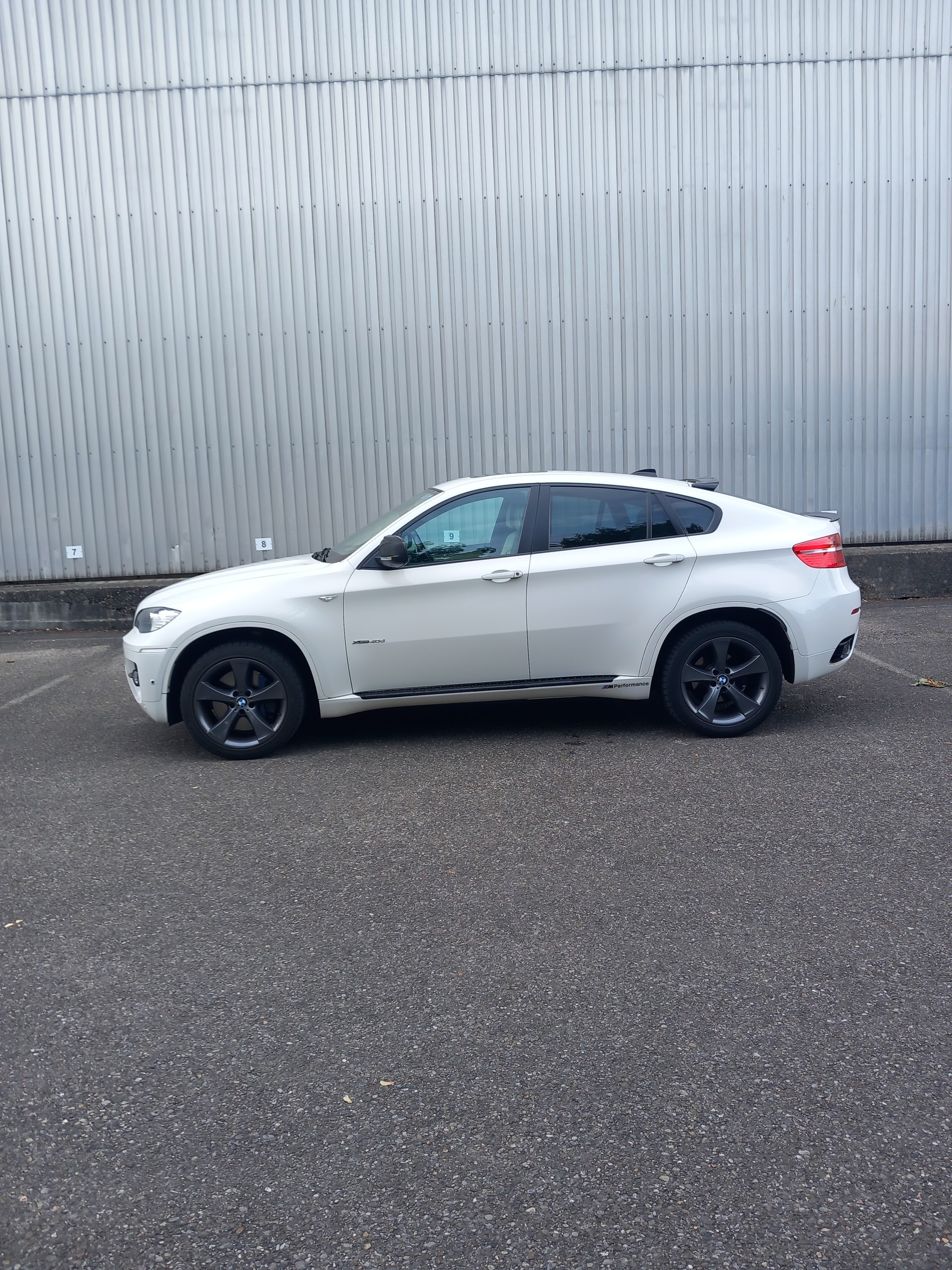 BMW X6 xDrive 40d Steptronic-image-0