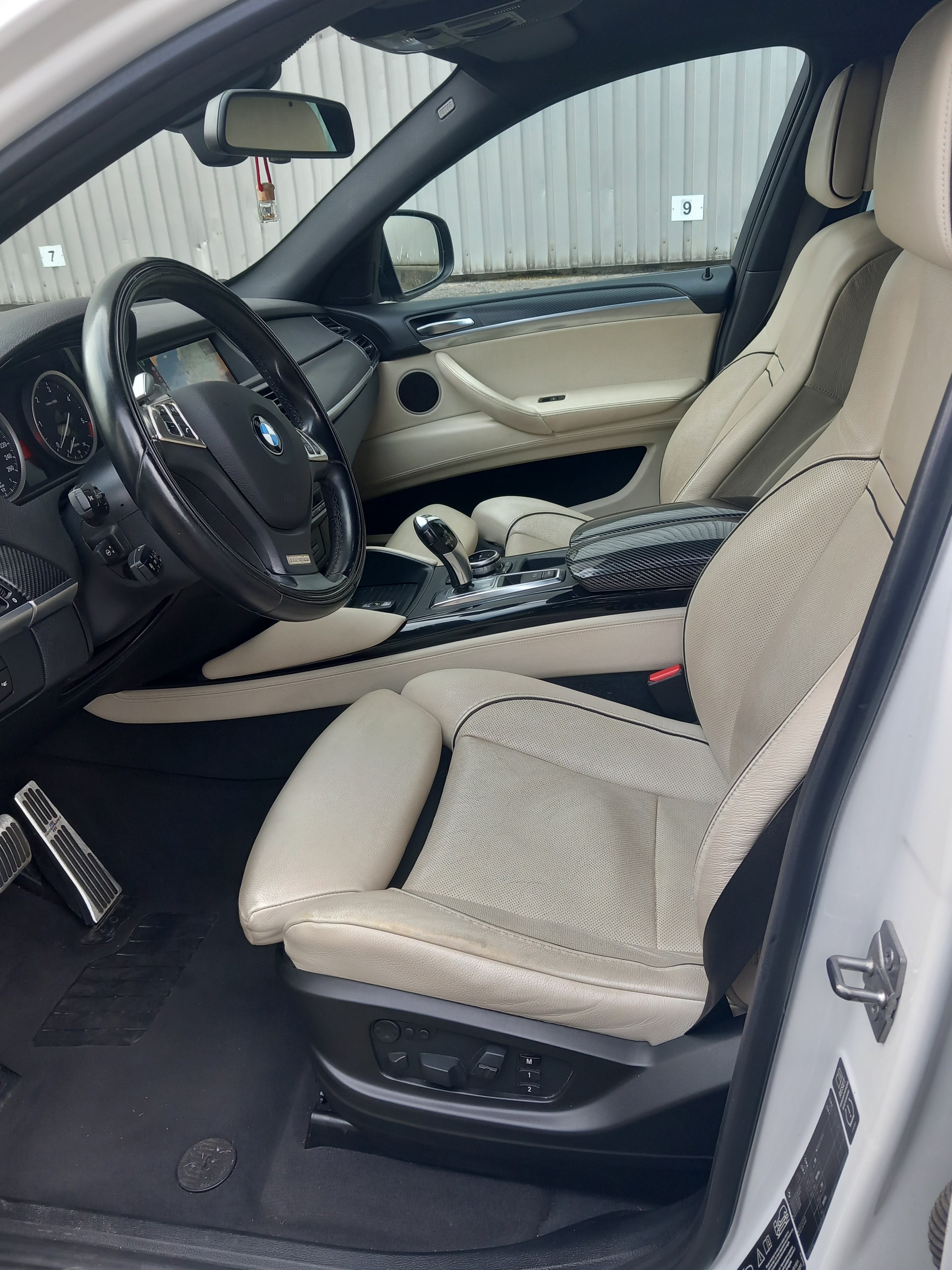 BMW X6 xDrive 40d Steptronic-image-9