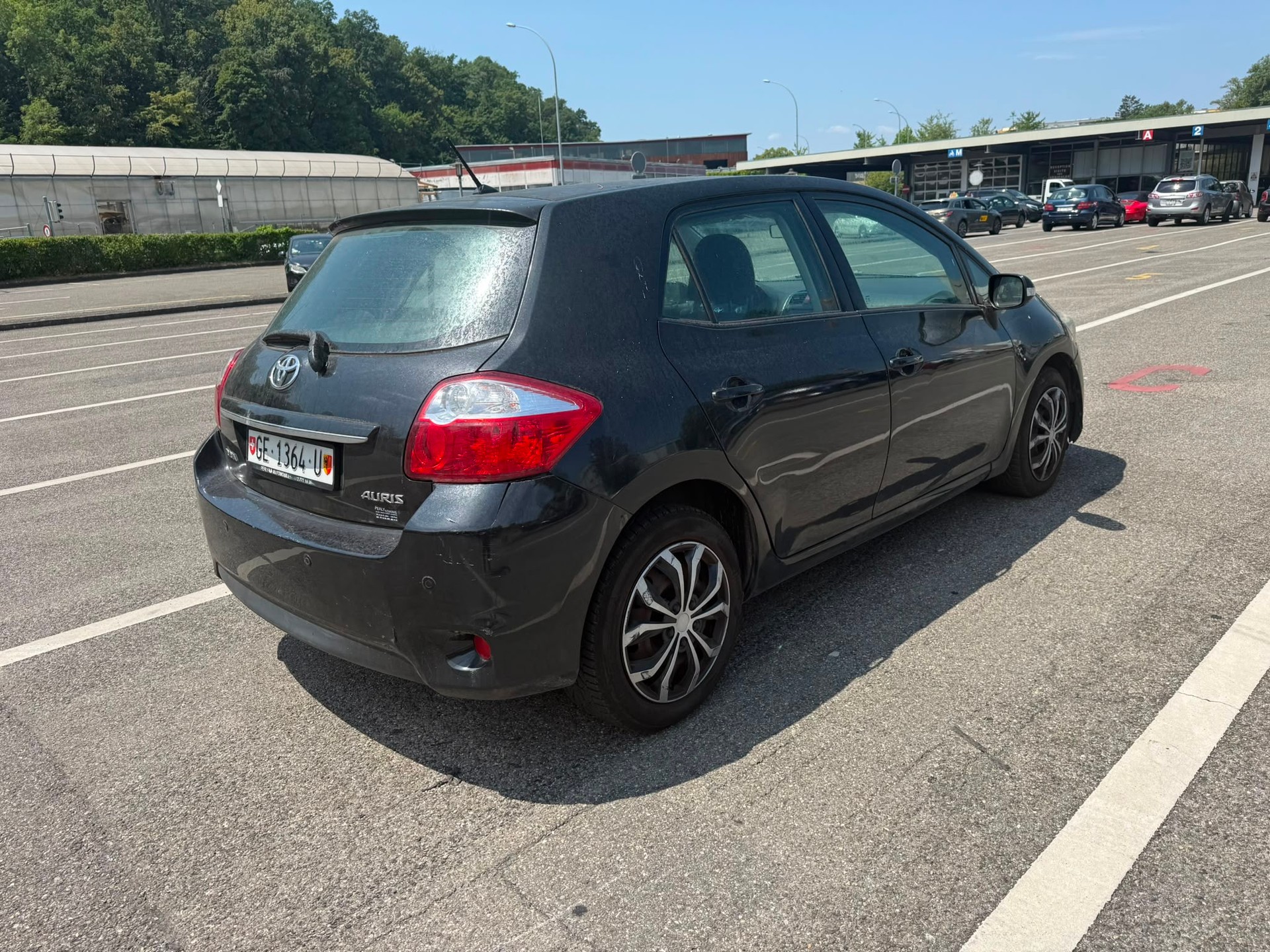 TOYOTA Auris 1.6 Linea Sol-image-5