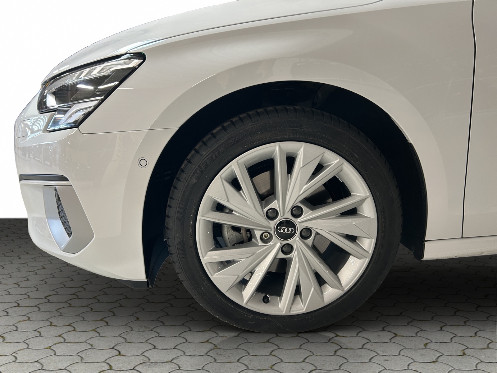 AUDI A3 Sportback 40 TFSI advanced quattro S-tronic-image-8