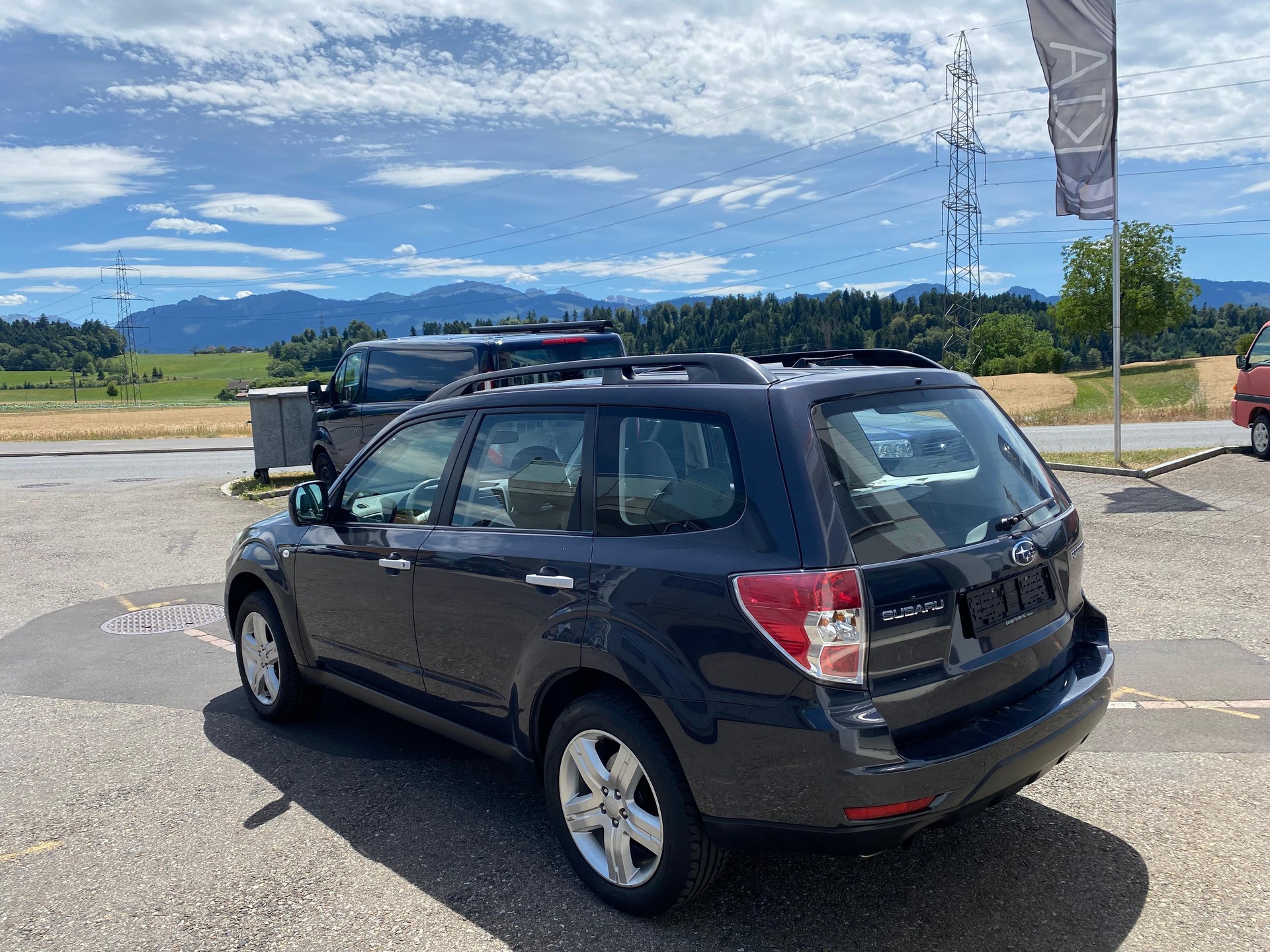 SUBARU Forester Station 2.0 X Swiss-image-4
