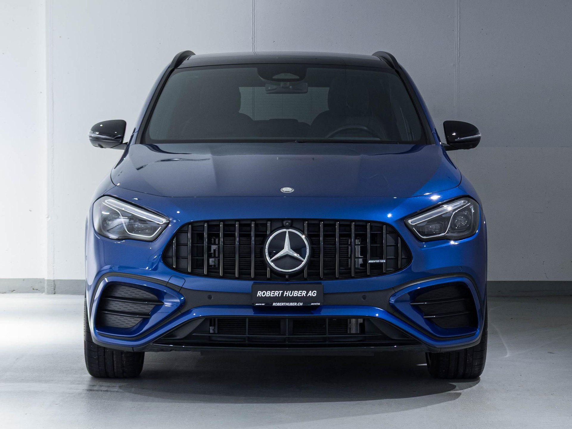 MERCEDES-BENZ GLA 35 AMG 4MATIC-image-2