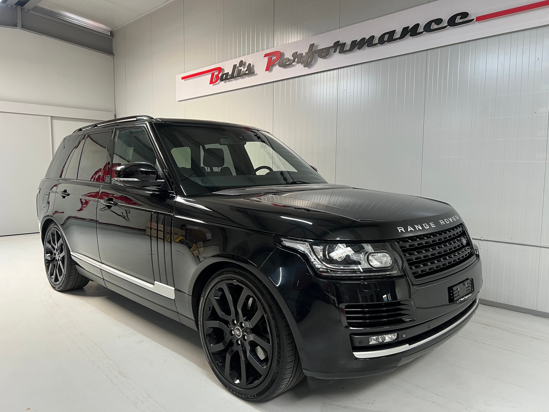 LAND ROVER Range Rover 4.4 SDV8 Vogue Automatic-image-0