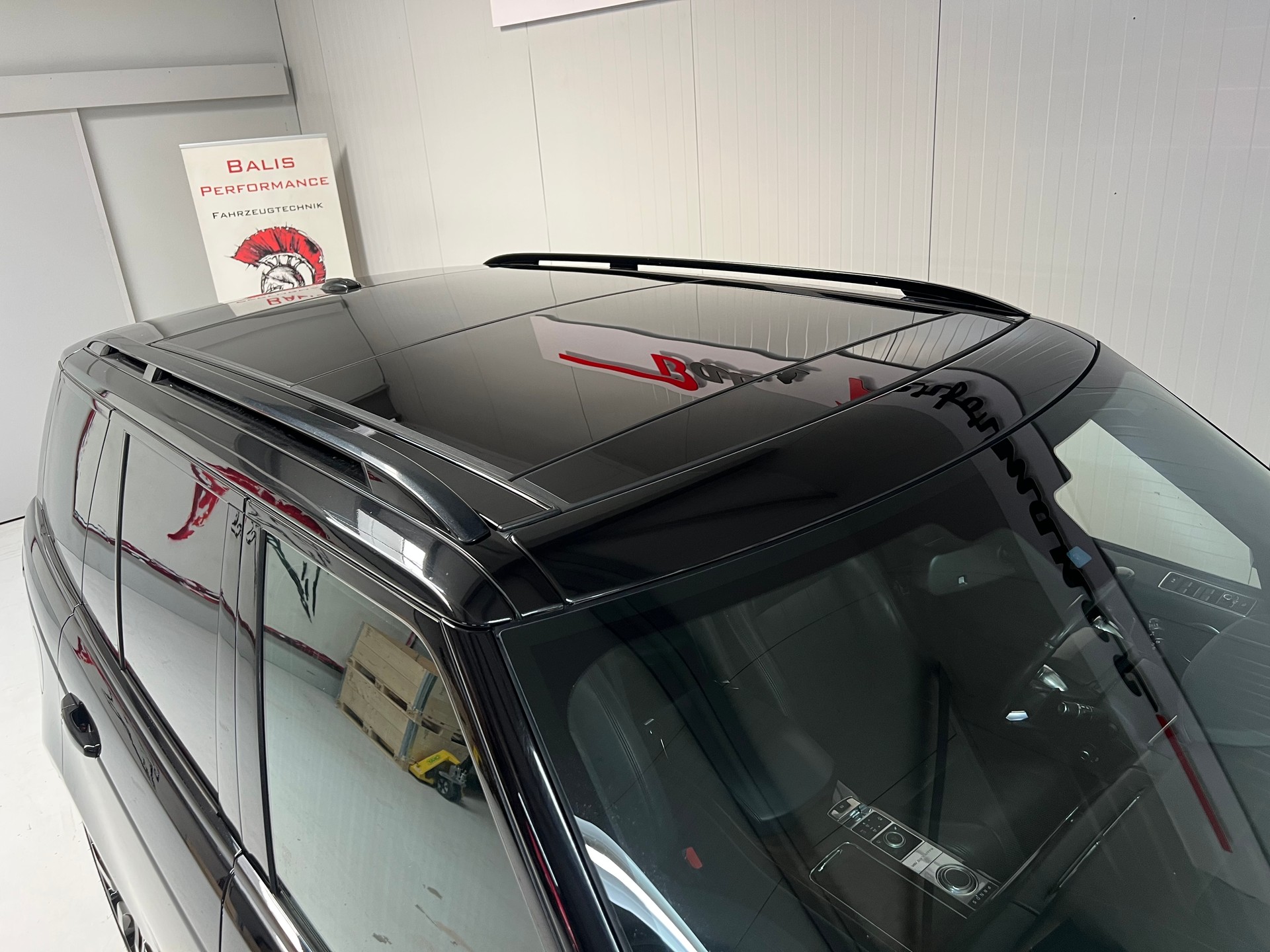 LAND ROVER Range Rover 4.4 SDV8 Vogue Automatic-image-11