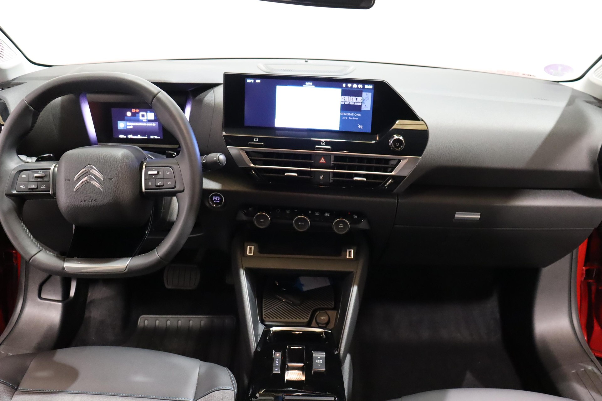 CITROEN C4 1.2 PureTech Swiss Edition-image-6