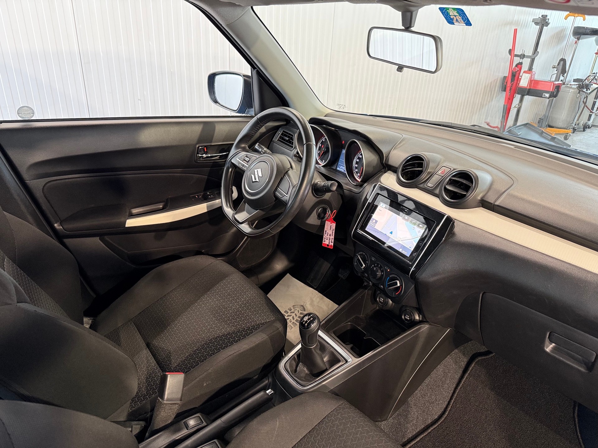 SUZUKI Swift 1.2i 16V Compact+ Allgrip 4x4-image-8