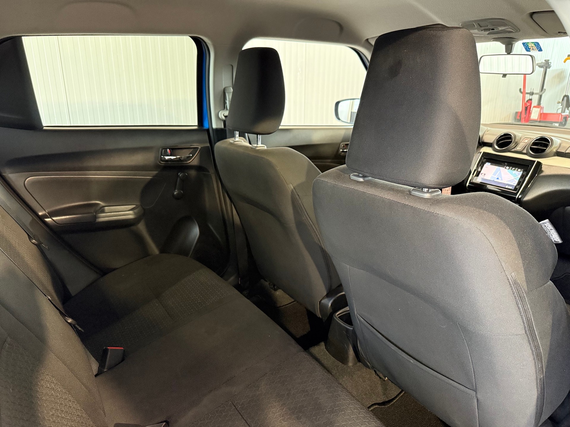 SUZUKI Swift 1.2i 16V Compact+ Allgrip 4x4-image-9