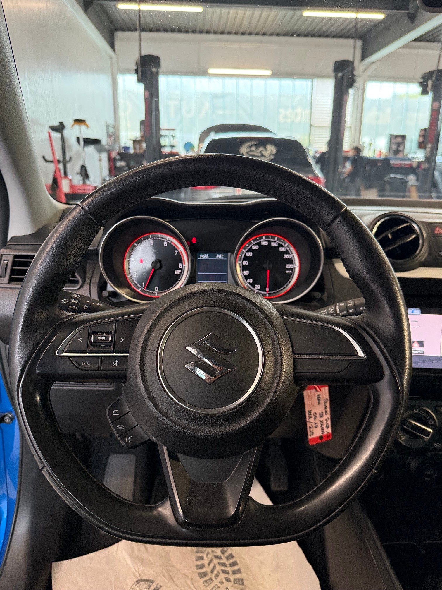 SUZUKI Swift 1.2i 16V Compact+ Allgrip 4x4-image-11