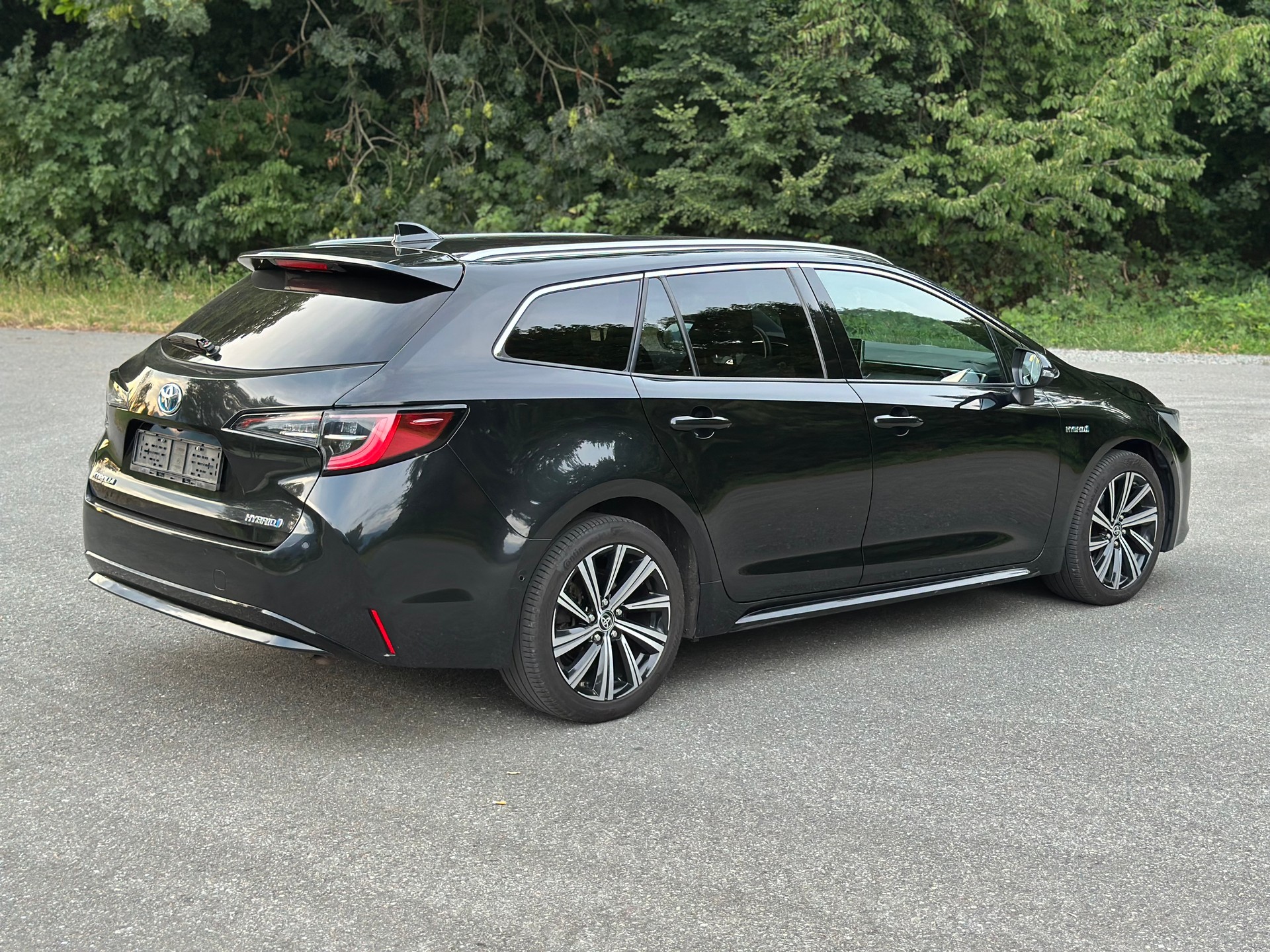 TOYOTA Corolla Touring Sports 1.8 HSD Trend e-CVT-image-1