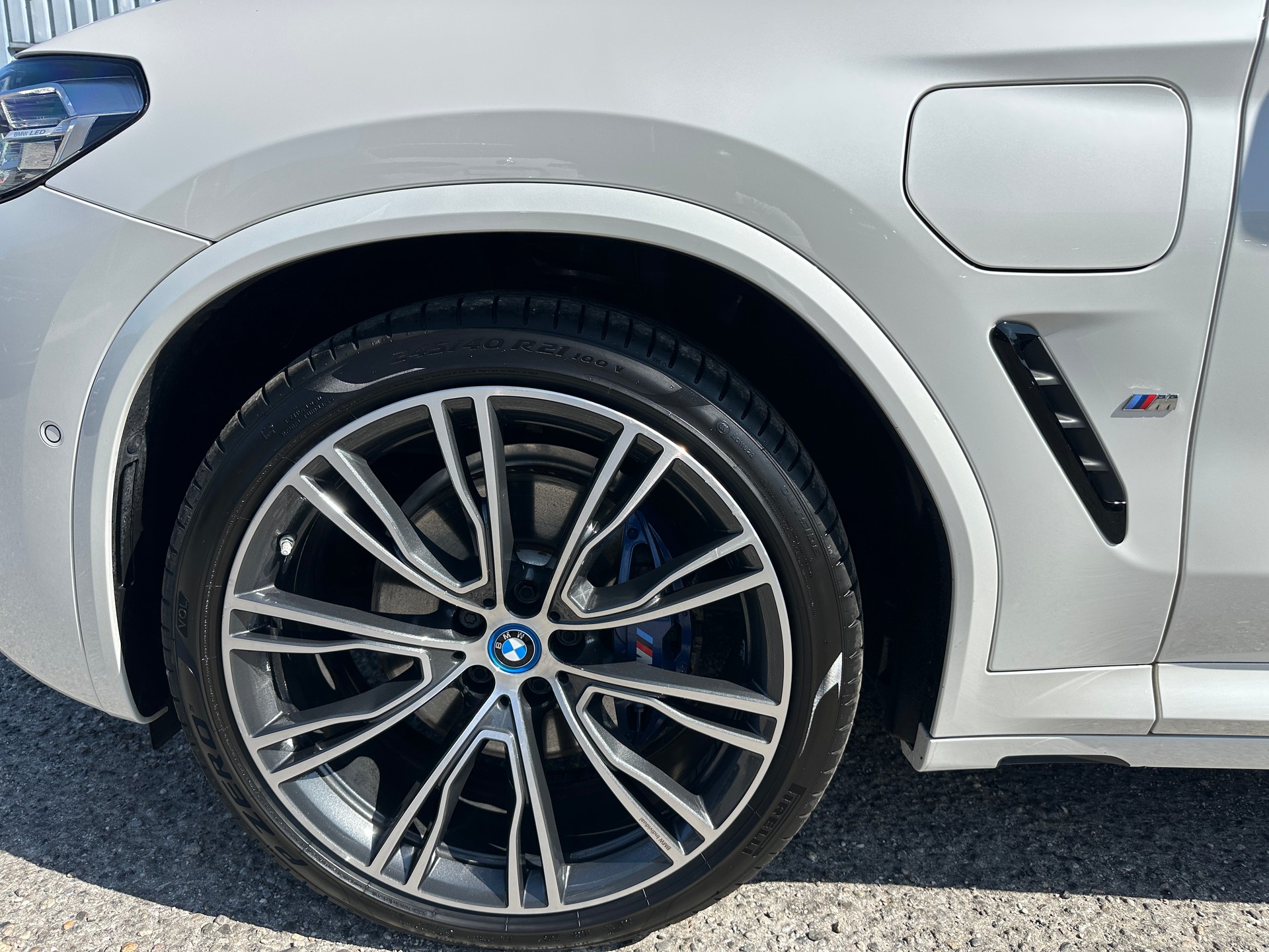 BMW X3 xDrive 30e M Sport-image-12