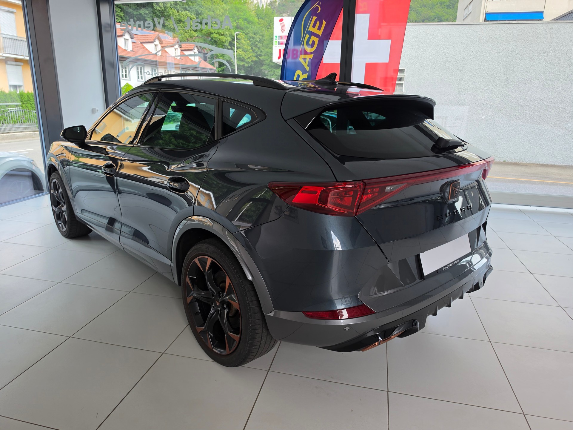 CUPRA Formentor 1.4 e-HYBRID pHEV VZ DSG-image-3