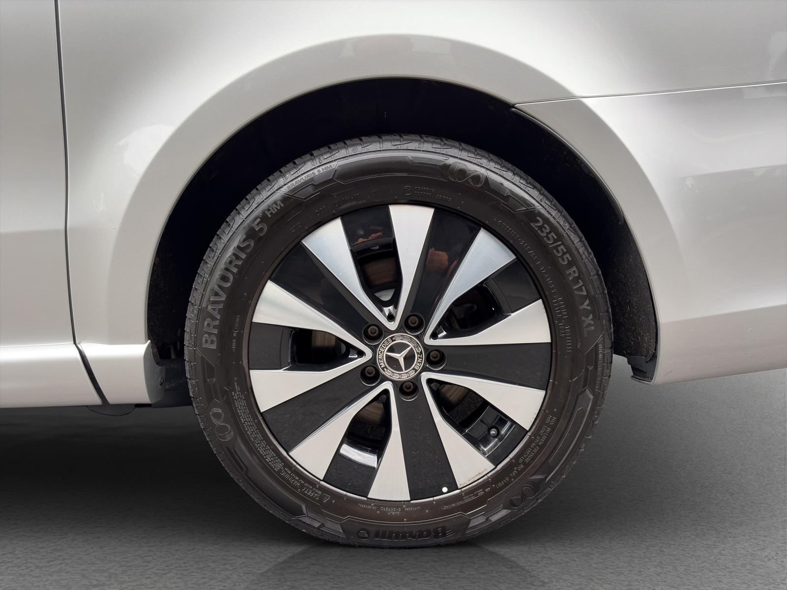 MERCEDES-BENZ EQV 300 Avantgarde lang-image-6