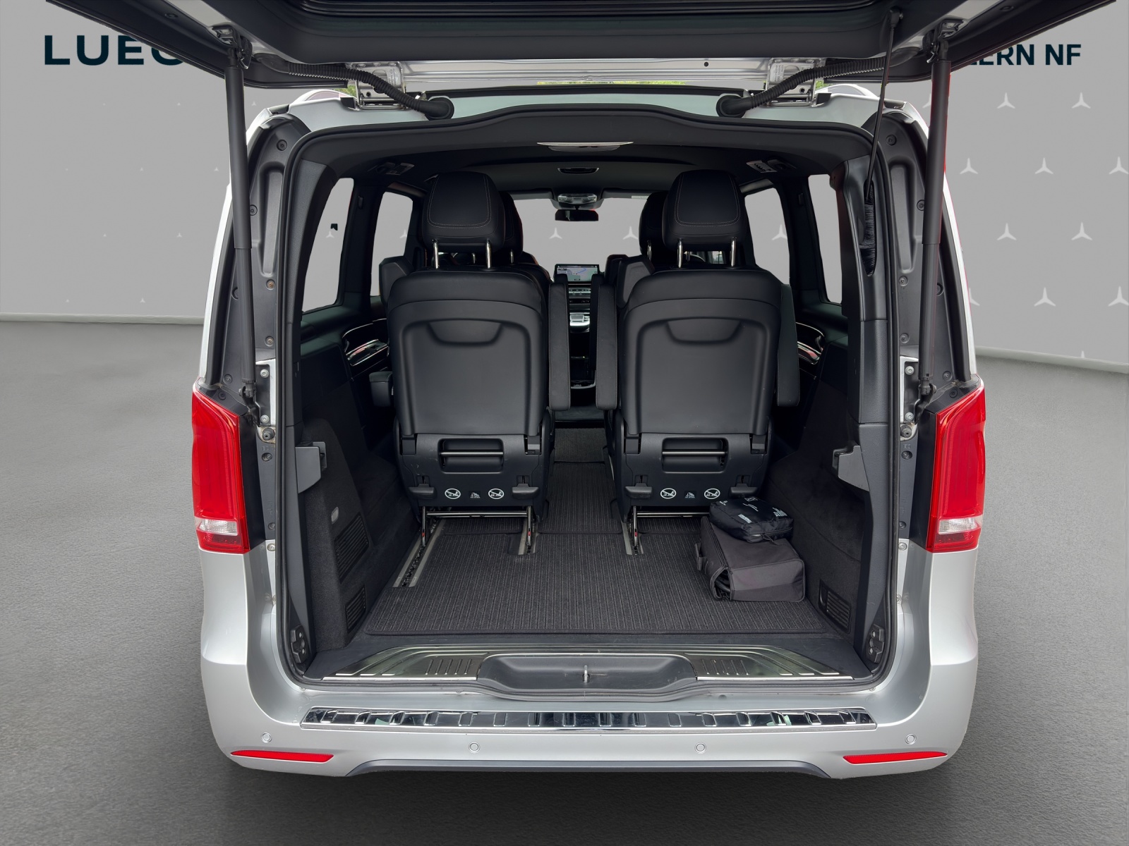 MERCEDES-BENZ EQV 300 Avantgarde lang-image-10
