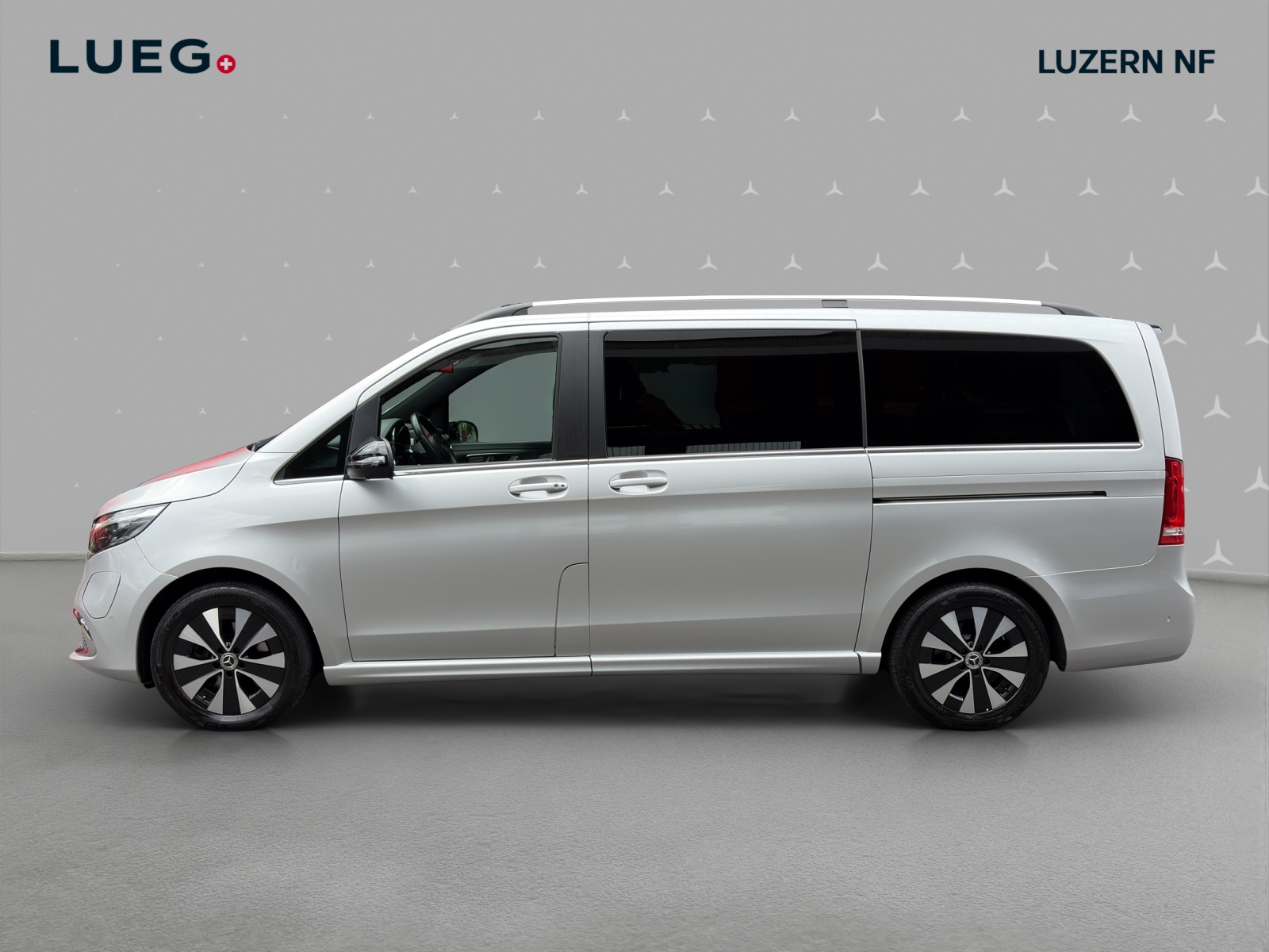 MERCEDES-BENZ EQV 300 Avantgarde lang-image-1