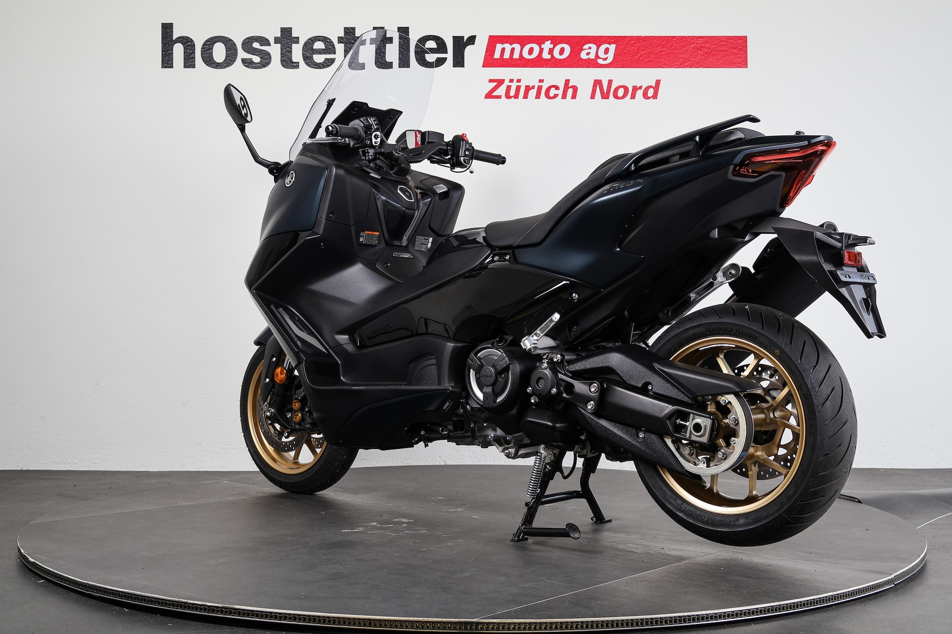 YAMAHA TMAX Tech MAX-showroom-element-3